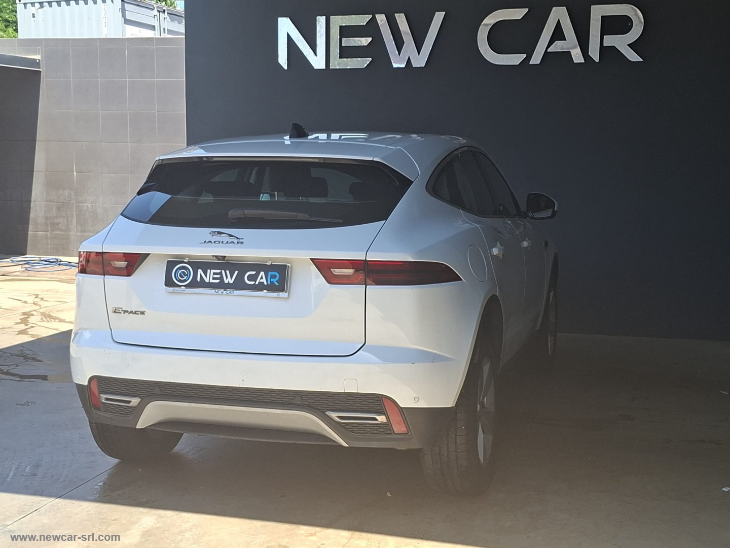 E-Pace 2.0D I4 163 CV AWD Auto - immagine 7