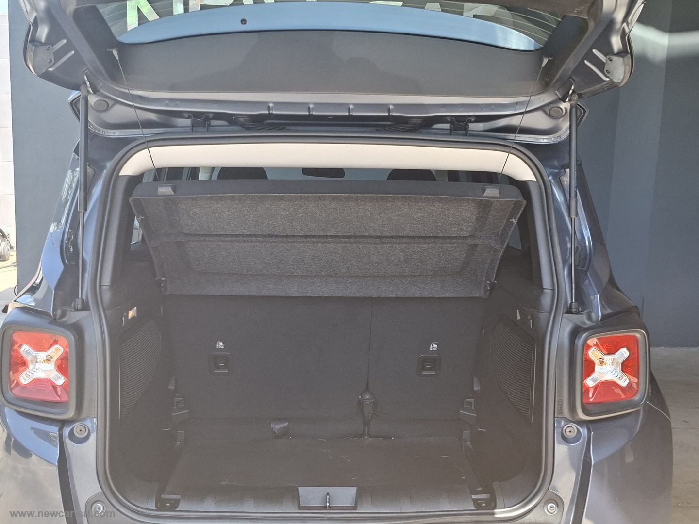Renegade 1.6 Mjt 130CV Longitude - immagine 7