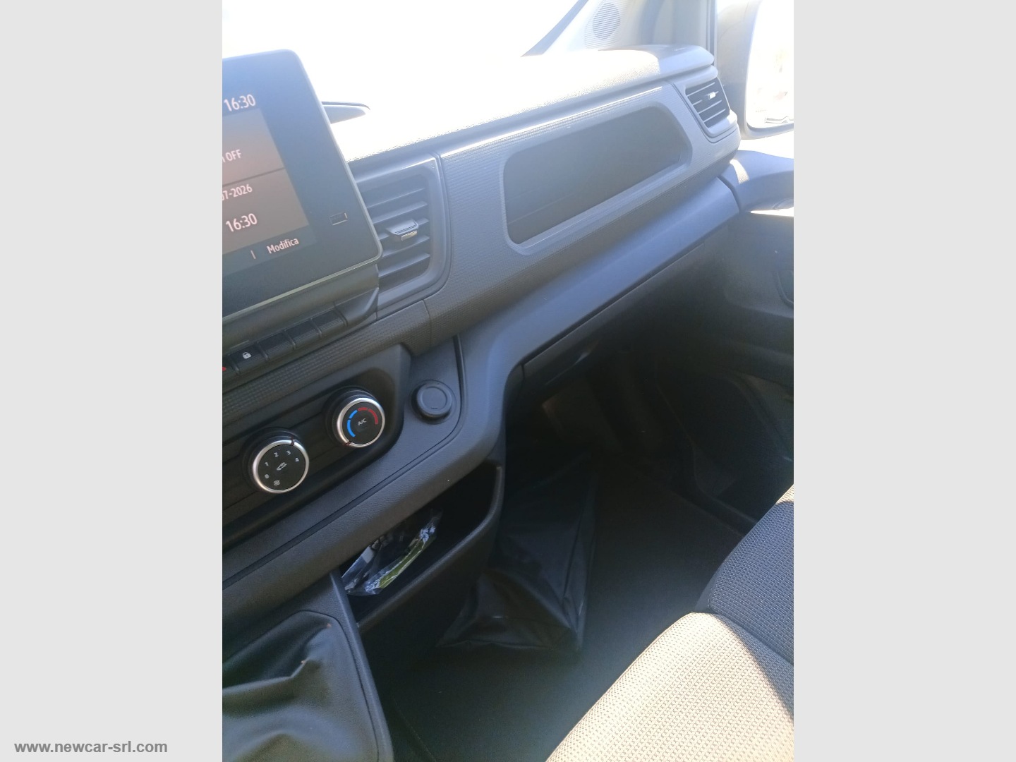 Trafic T30 dCi130 PL-TN Furgone Start - immagine 7