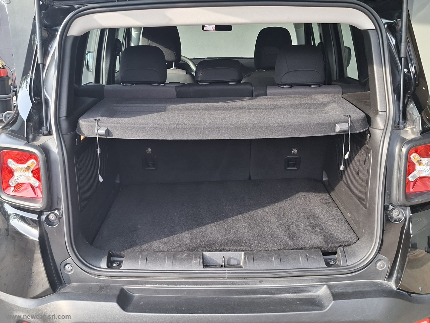Renegade 1.6 Mjt 130CV Longitude - immagine 7