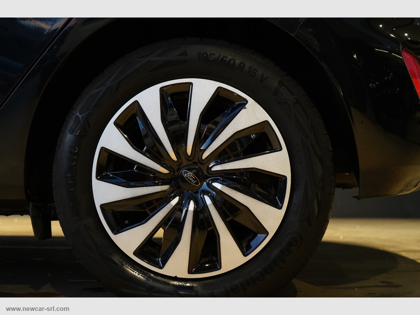 Fiesta 1.1 75 CV 5p. Titanium - immagine 7