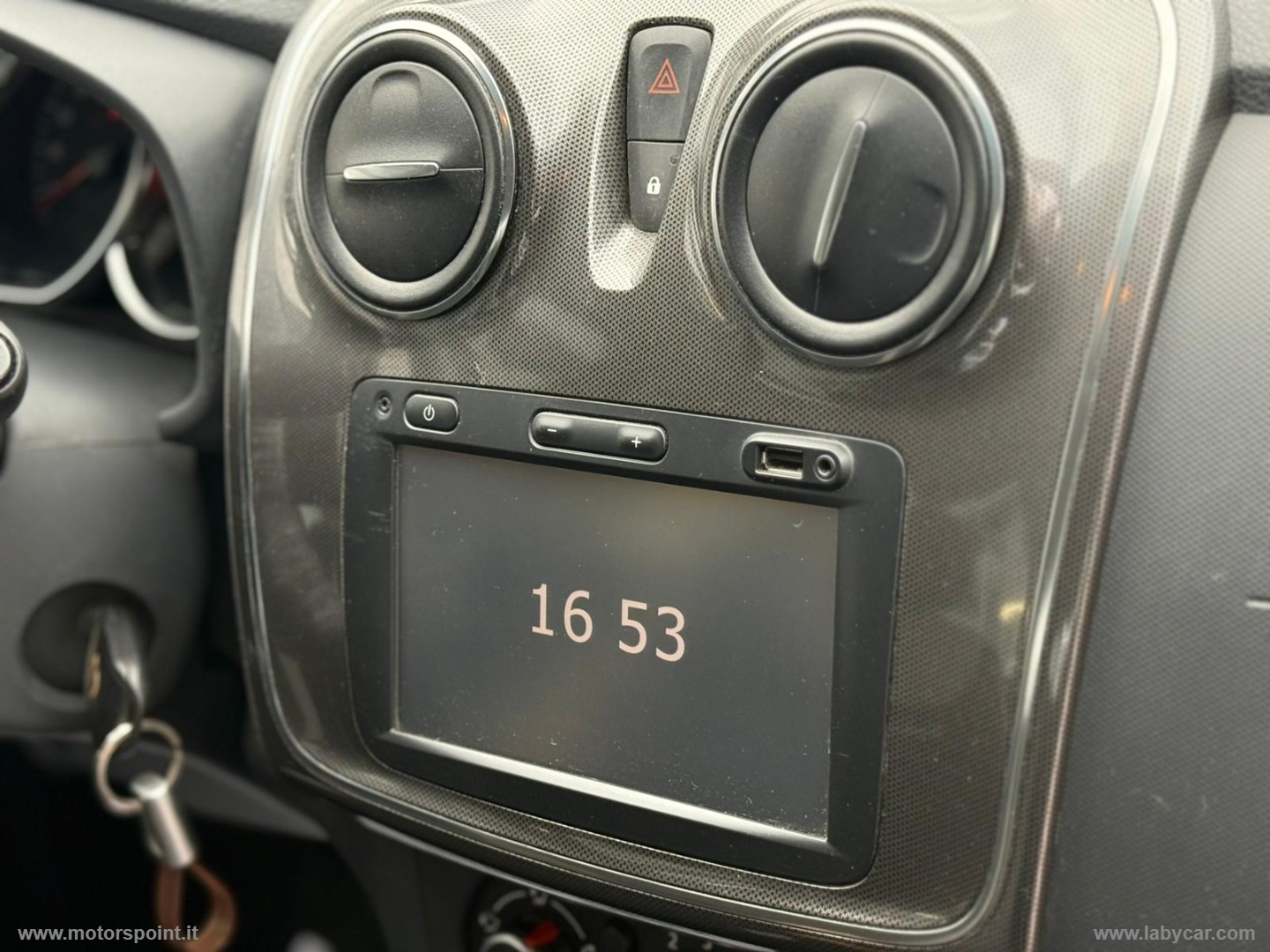 Sandero 0.9 TCe 12V 90 CV S&S Ambiance - immagine 7