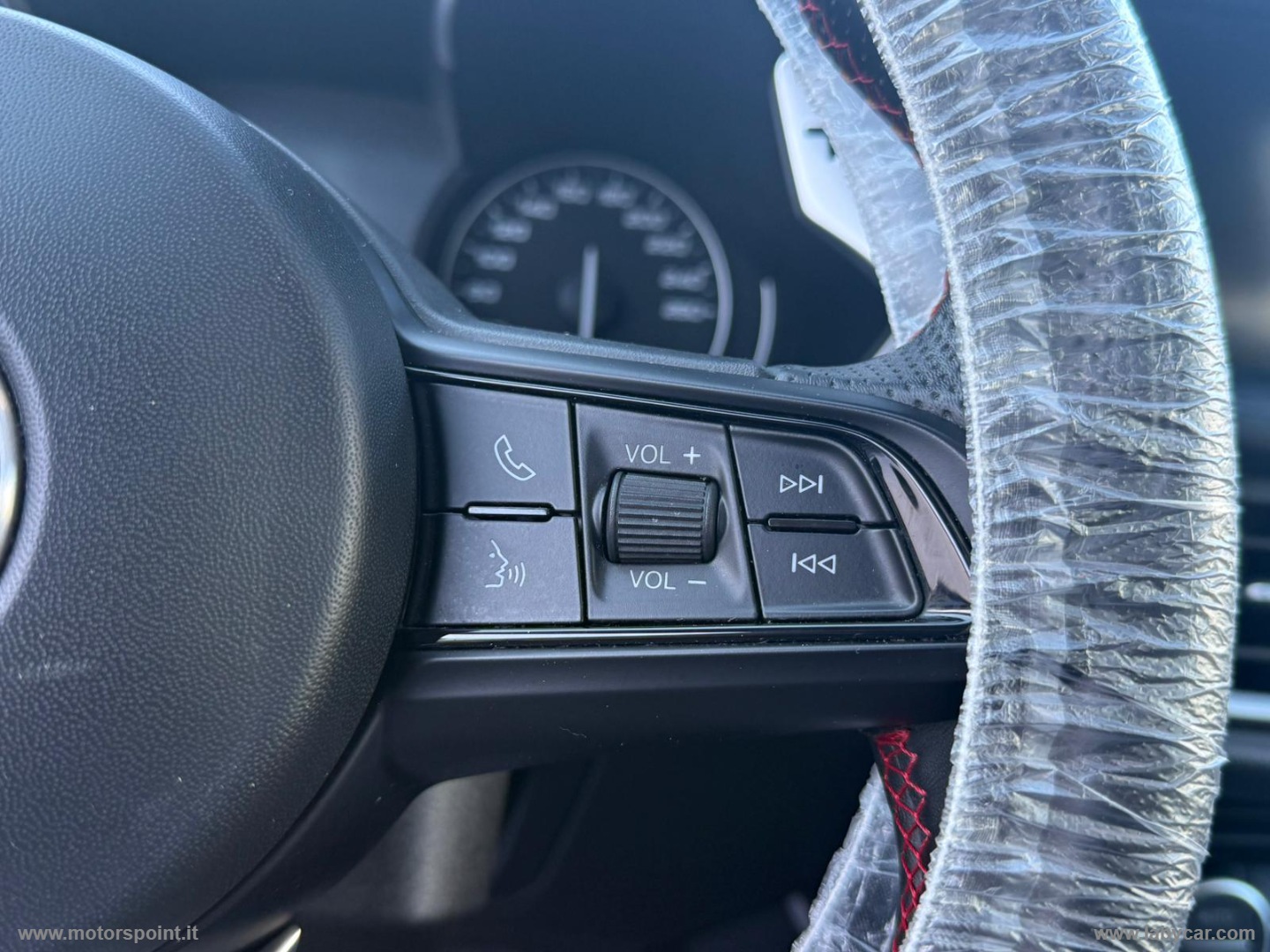 Stelvio 2.2 T.diesel 160CV AT8 RWD Bus. - immagine 7
