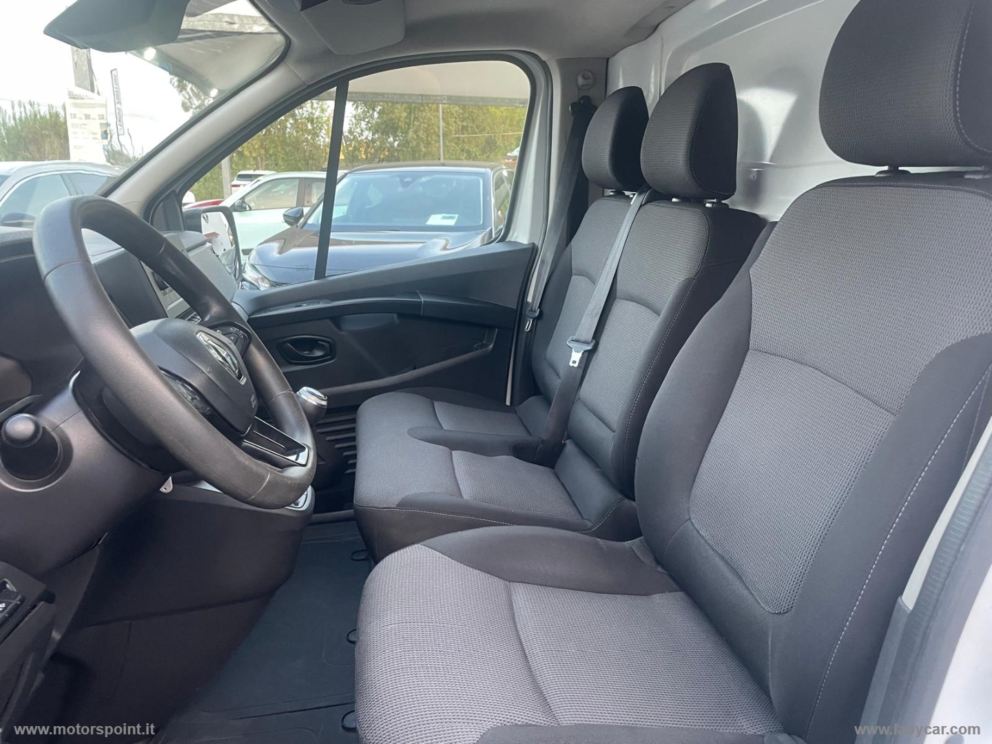 Trafic T29 dCi130 PC-TN Furgone Start IVA ESCLUSA - immagine 7