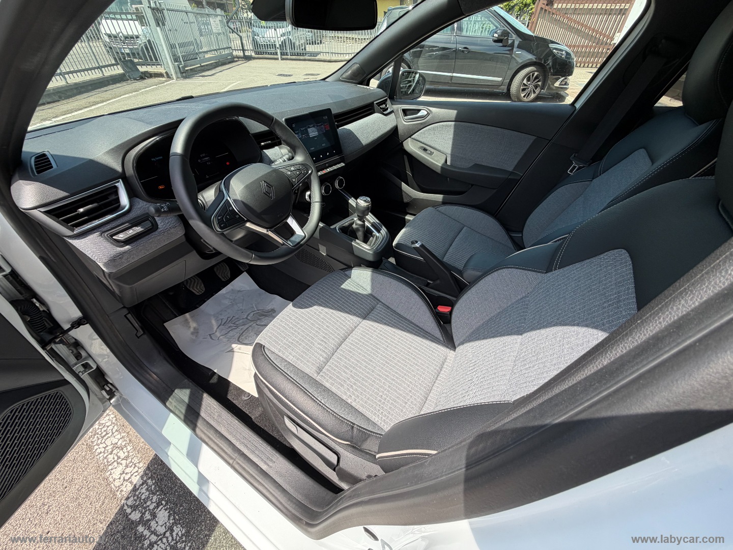 Clio TCe 90 CV Techno - immagine 7