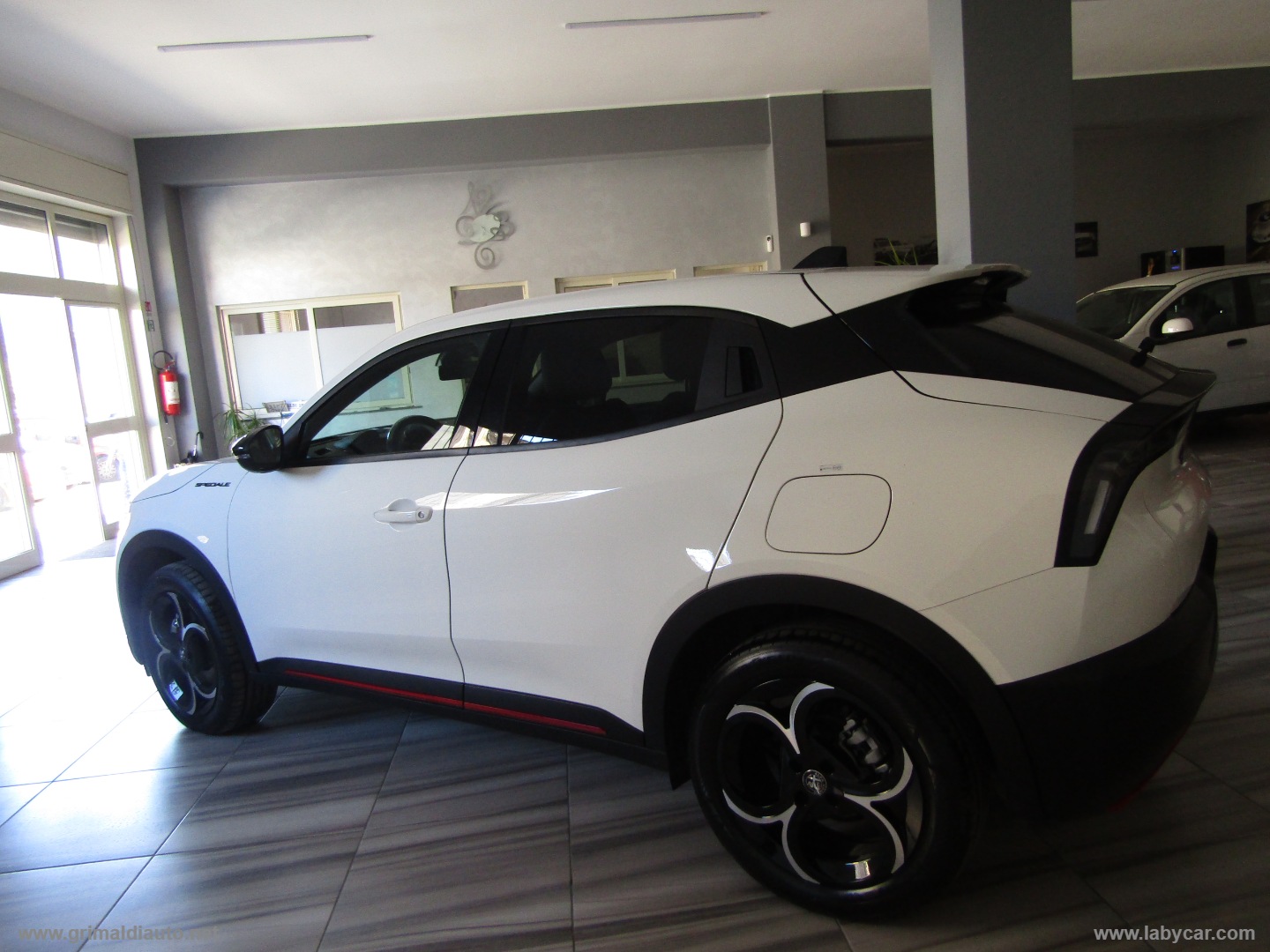 Junior 1.2 136 CV Hybrid eDCT6 Speciale - immagine 7