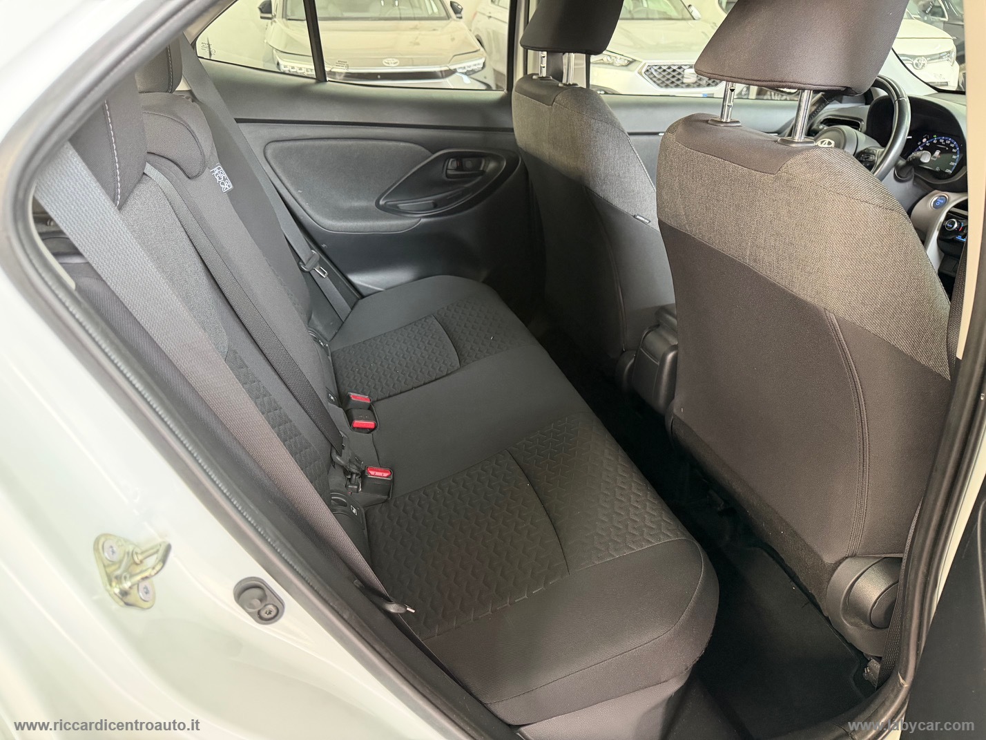 Yaris Cross 1.5 Hybrid 5p. E-CVT Busin. - immagine 7