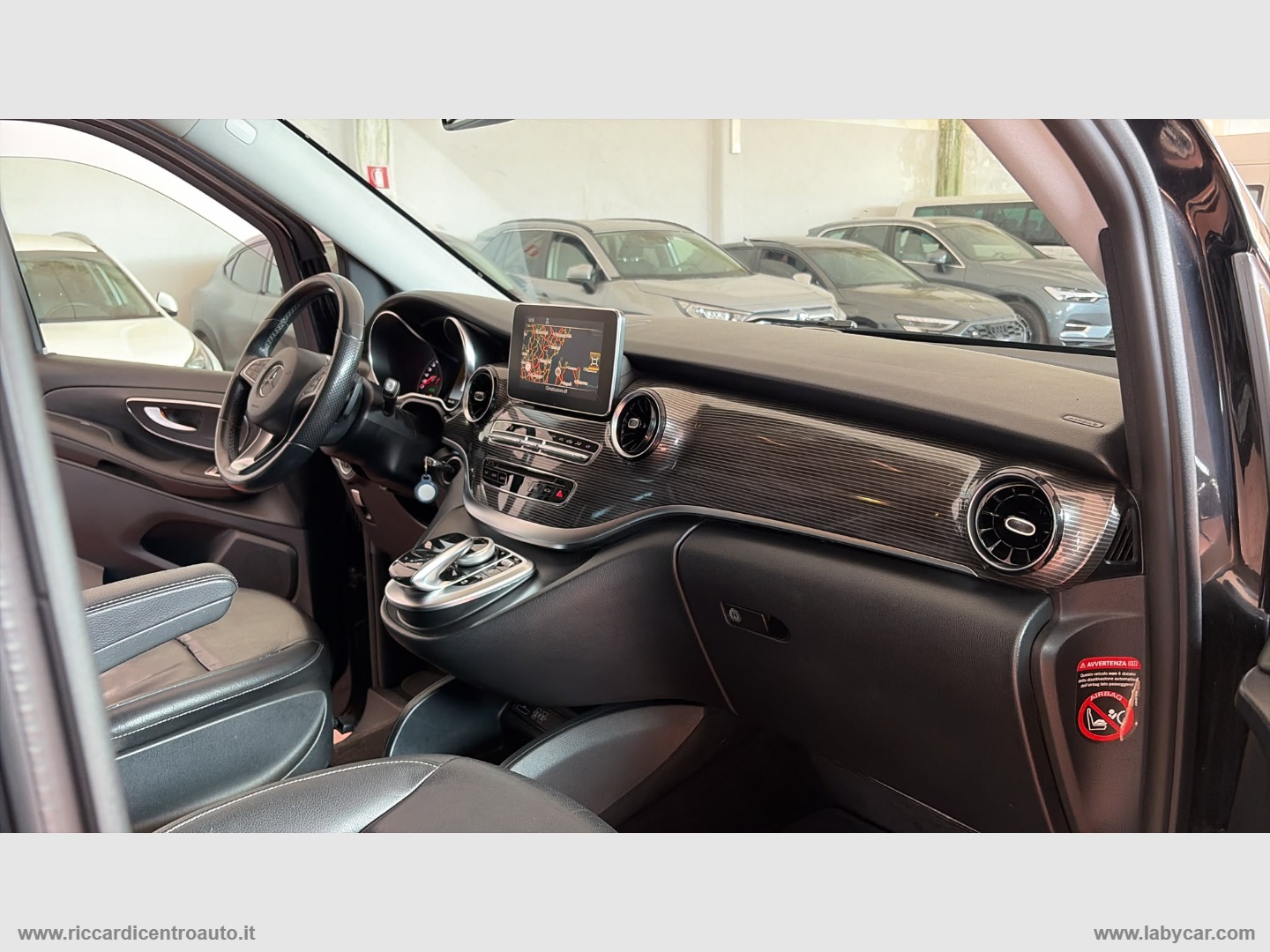 V 220 d Aut. 4Matic Sport Long - immagine 7