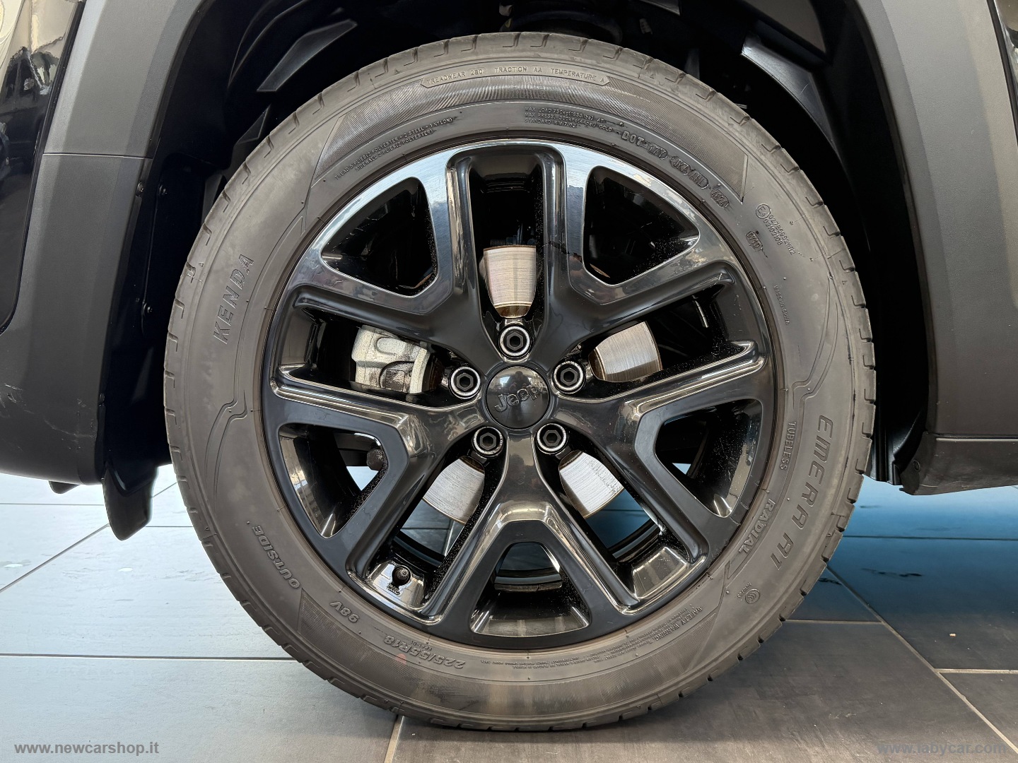 Renegade 1.5 T4 MHEV NIGHT EAGLE NEOPATENTATI - immagine 7