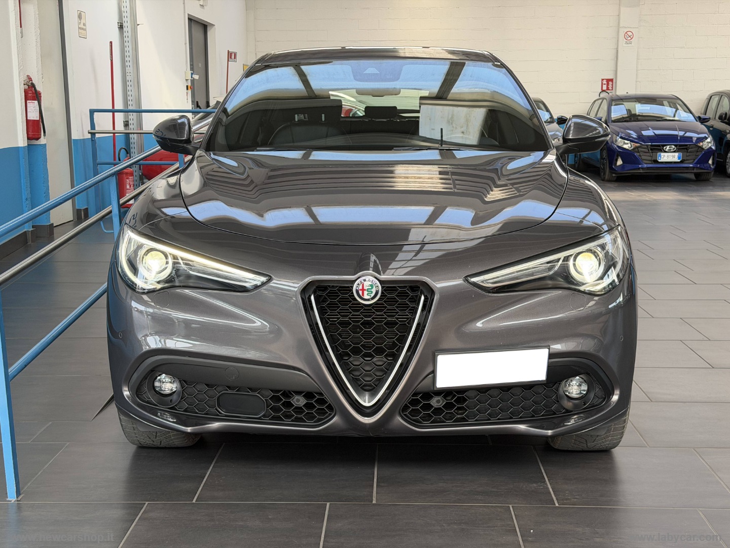 Stelvio 2.2 T.diesel 210 CV AT8 Q4 Ti - immagine 7