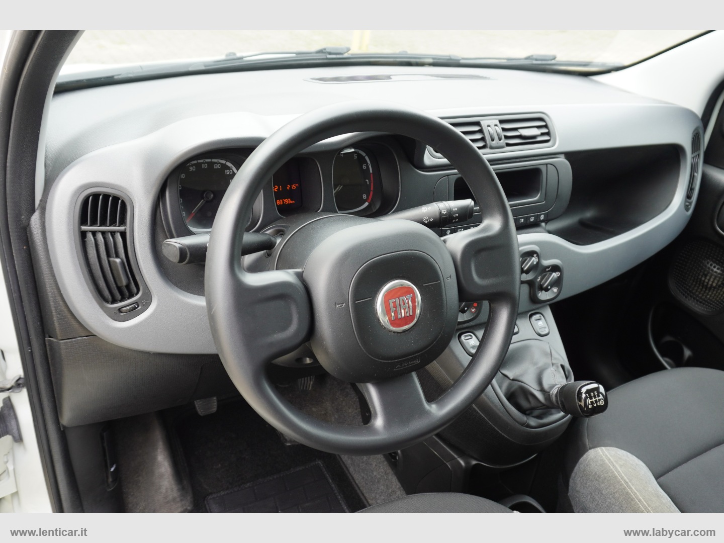 Panda 1.0 GSE Hybrid Street Van 4 p.ti - immagine 7