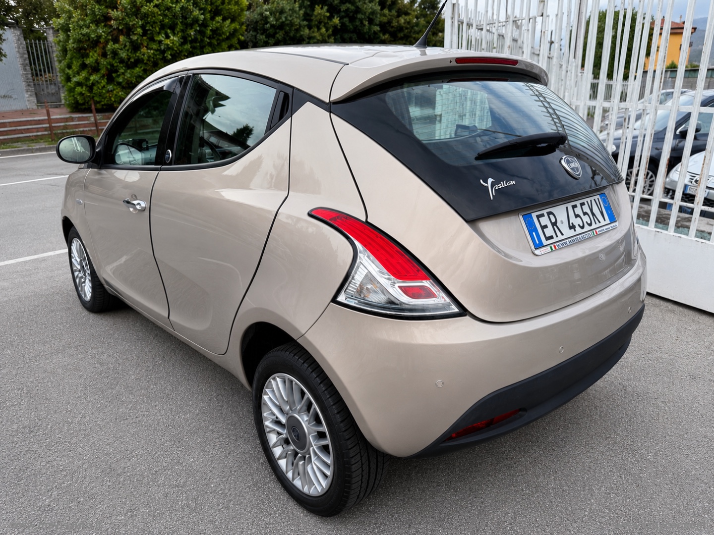 Ypsilon 0.9 T.Air 85CV 5p. Met.Ec. Gold LANCIA YPSILON METANO CASA MADRE 1 PROPRIETARIO - immagine 7
