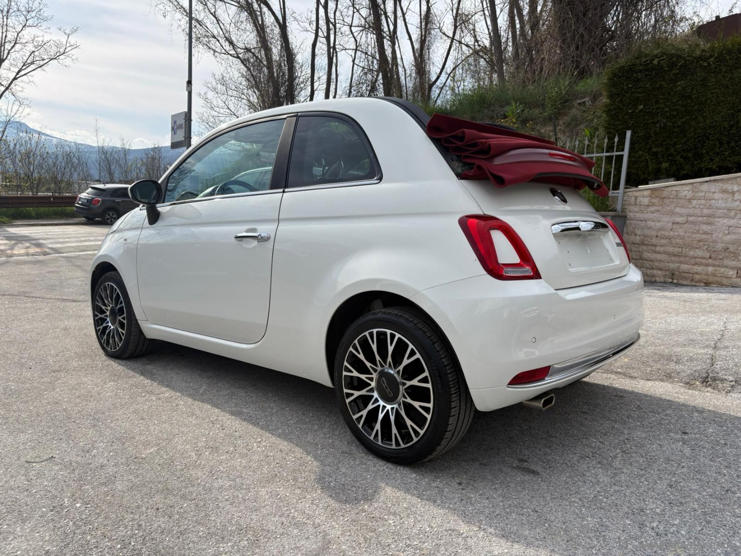 500 C 1.0 Hybrid Dolcevita - immagine 7
