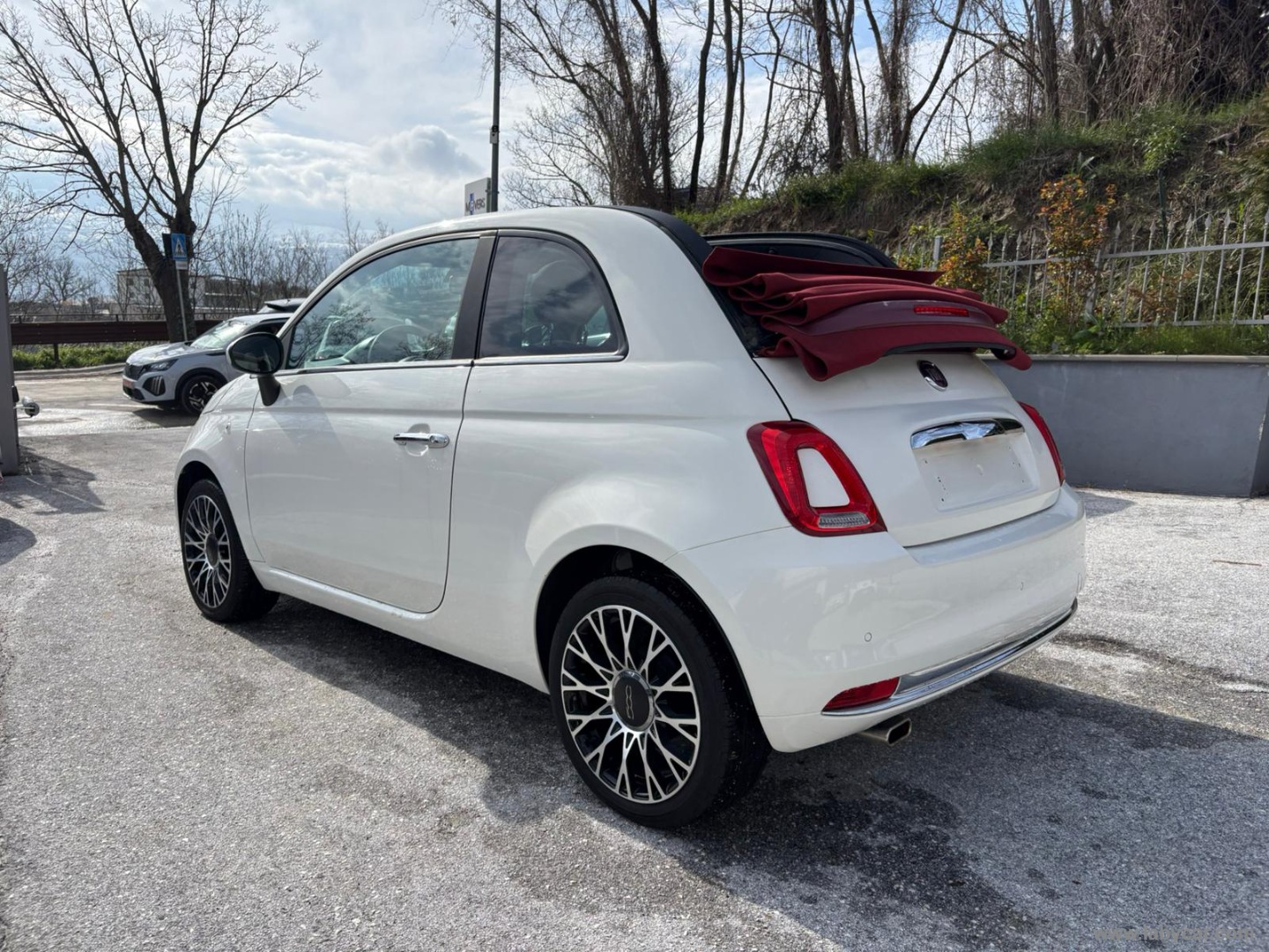 500 C 1.0 Hybrid Dolcevita - immagine 7