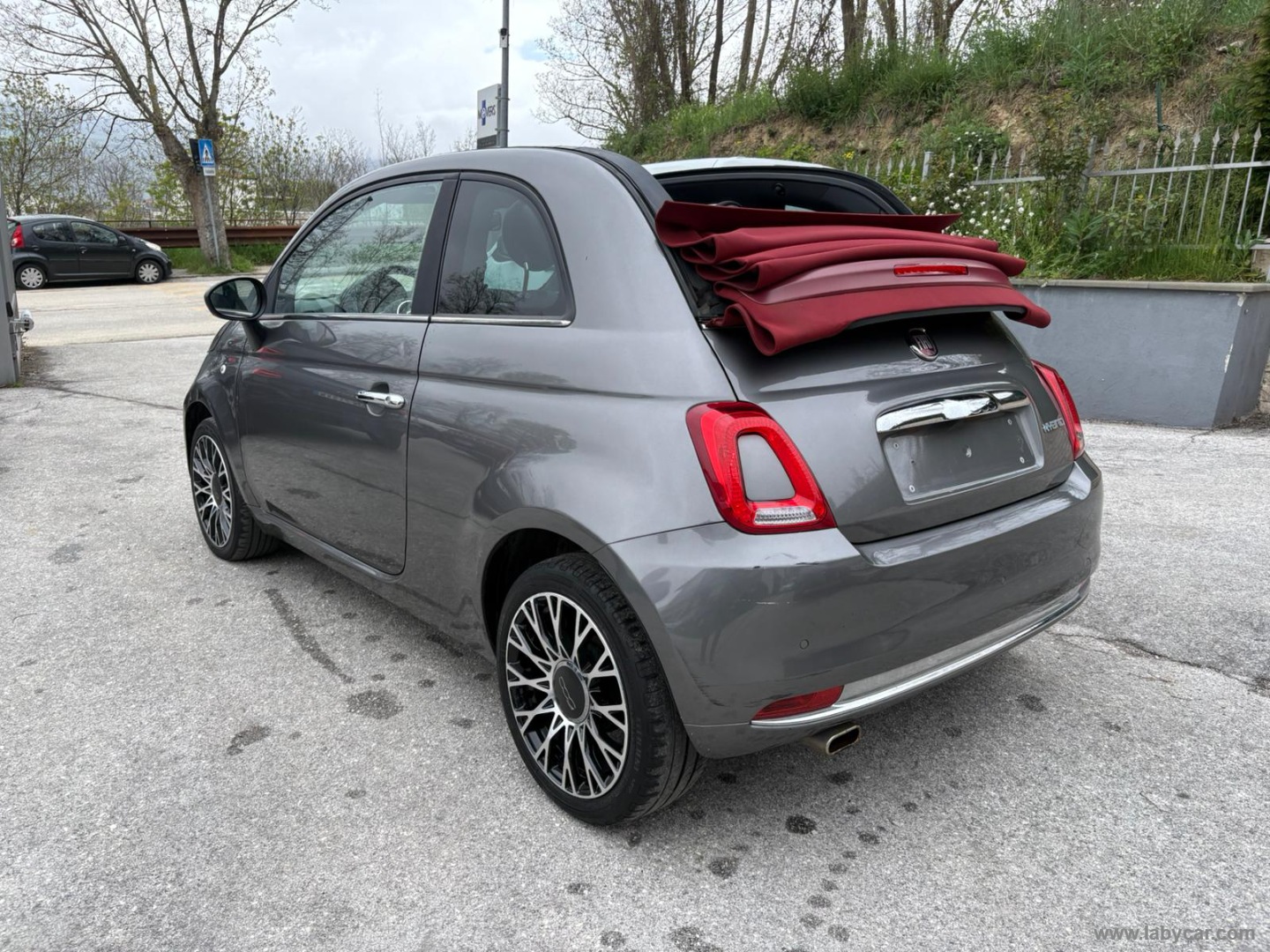 500 C 1.0 Hybrid Dolcevita - immagine 7