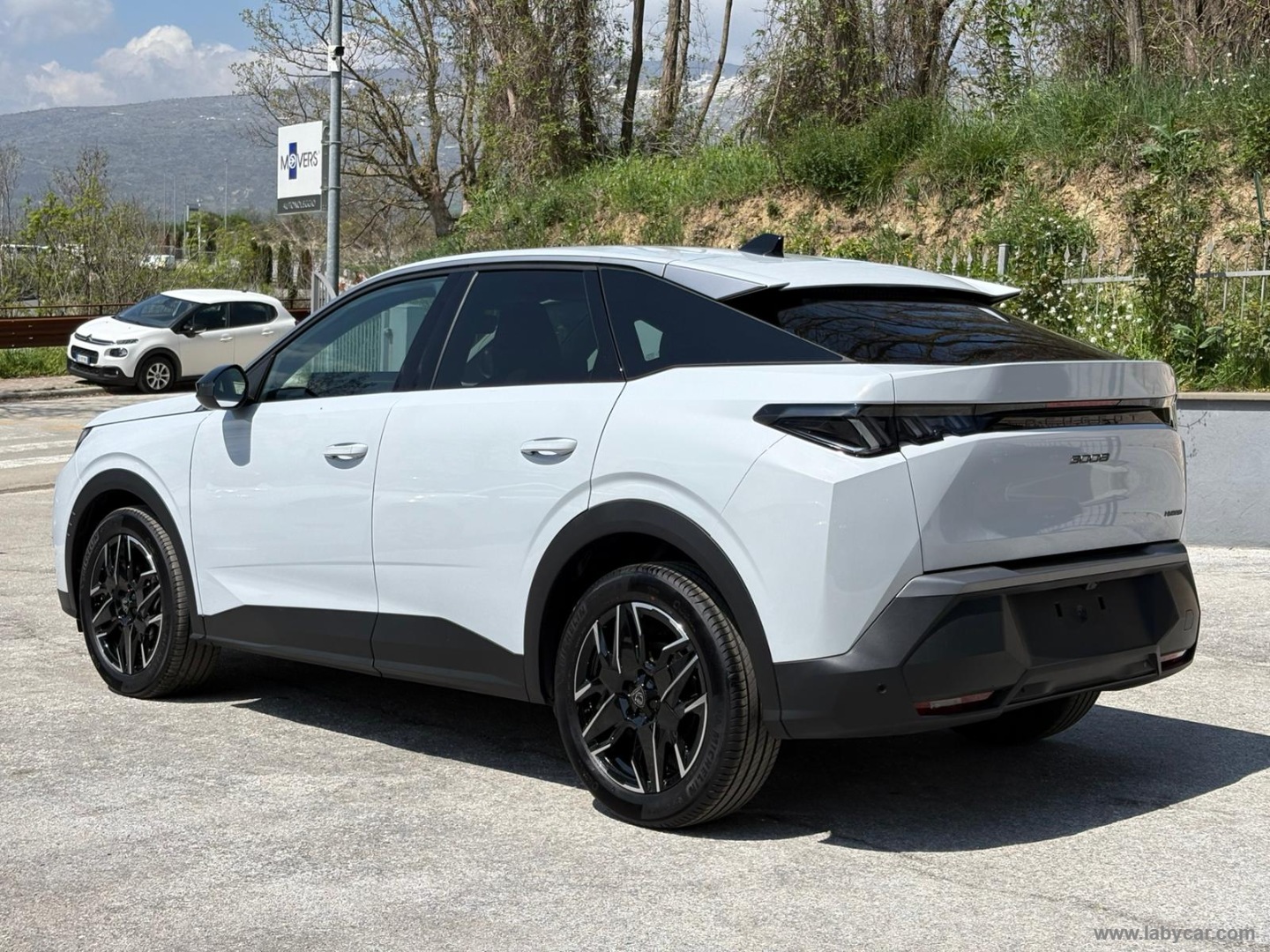 3008 Hybrid 136 e-DCS6 Allure - immagine 7