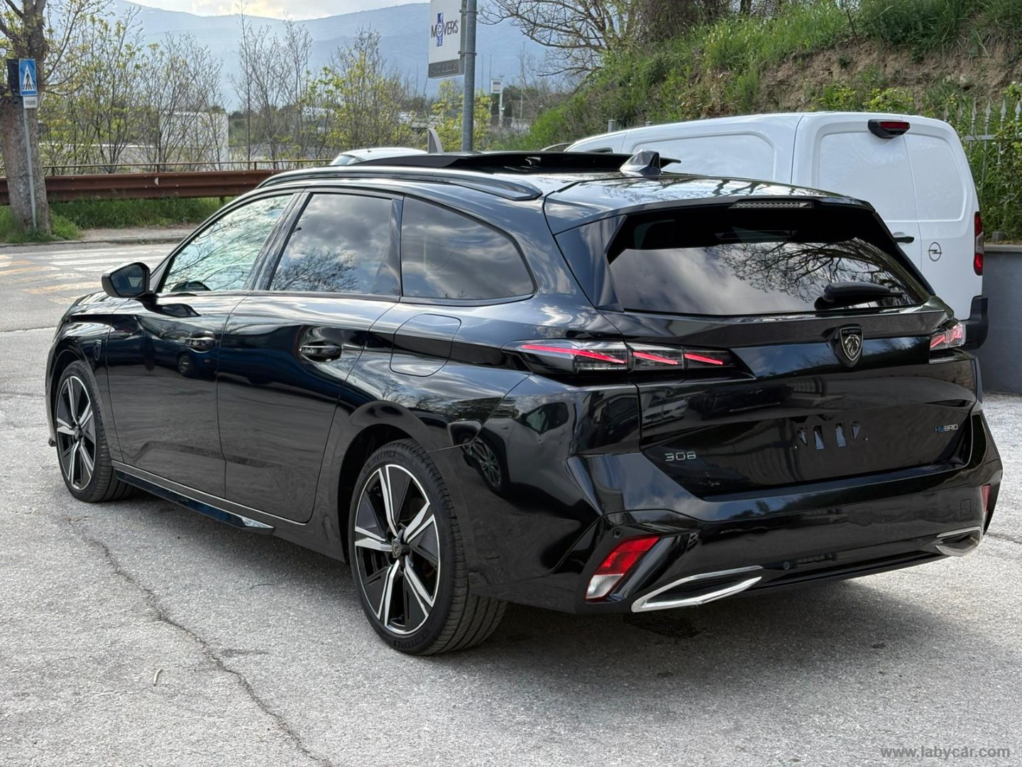 308 Hybrid 225 e-EAT8 SW GT - immagine 7