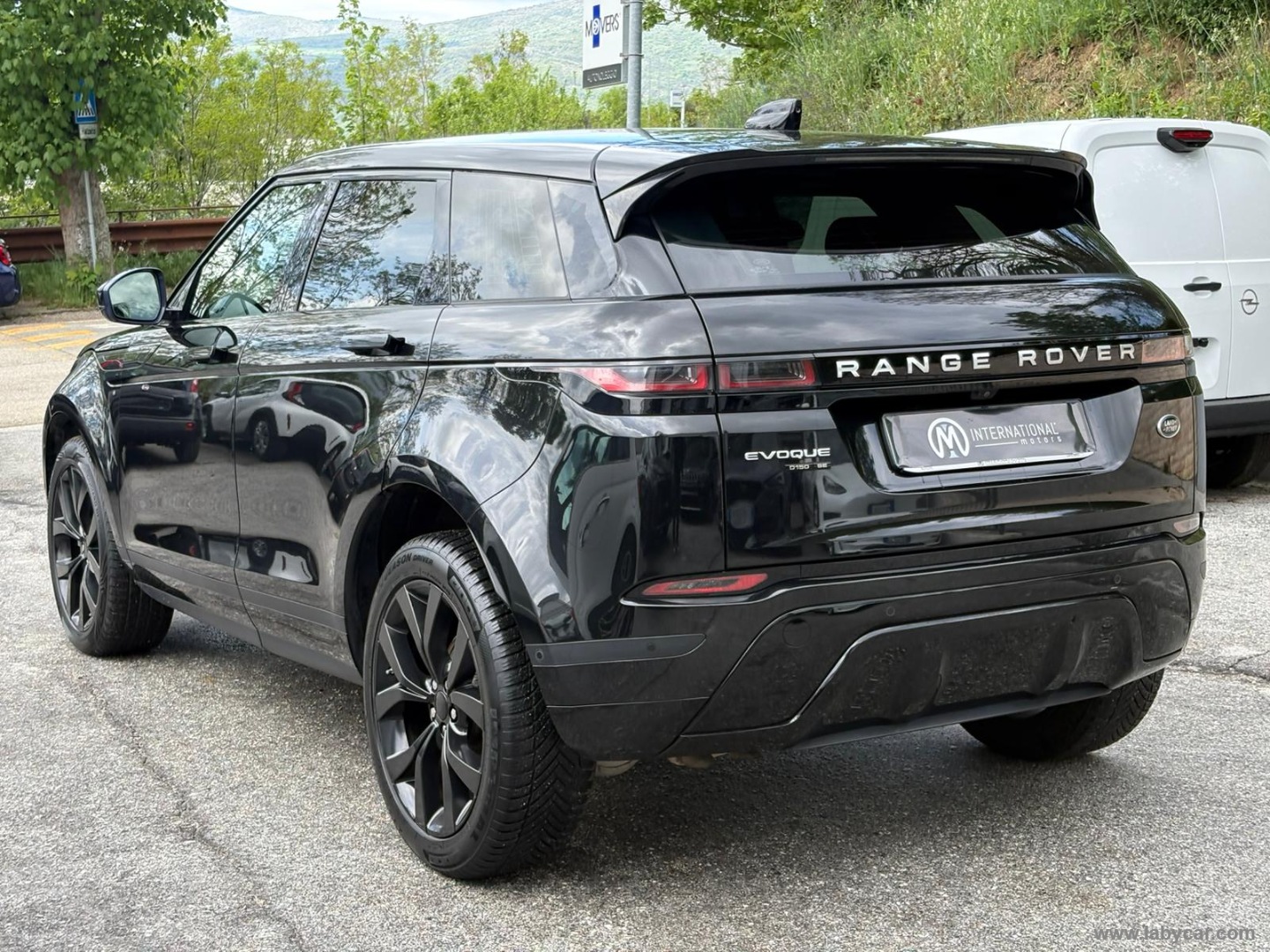 RR Evoque 2.0D L.Flw 150 AWD Auto SE - immagine 7