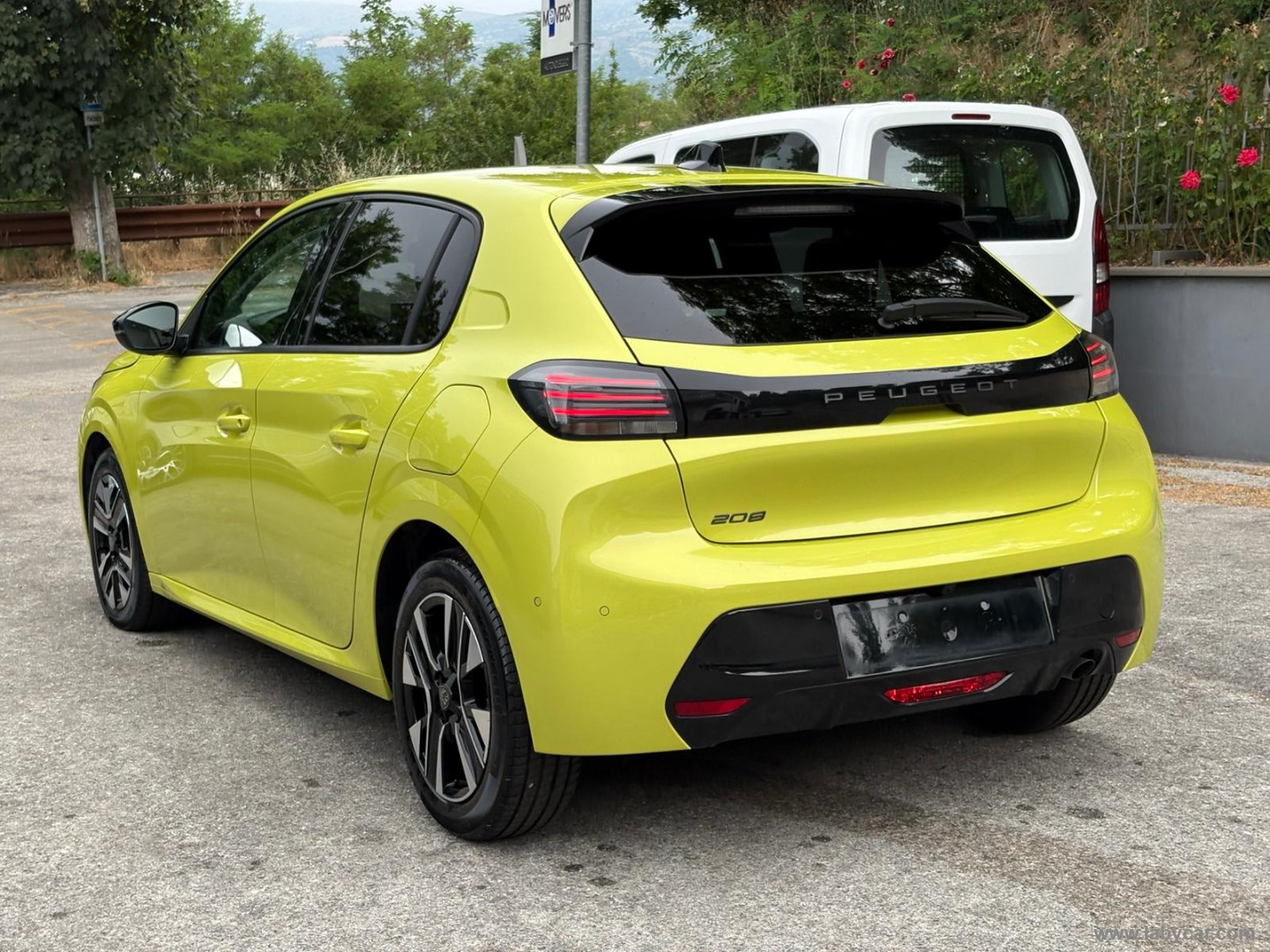 Peugeot 208 PureTech 100 S&S 5p. Allure - Immagine 7