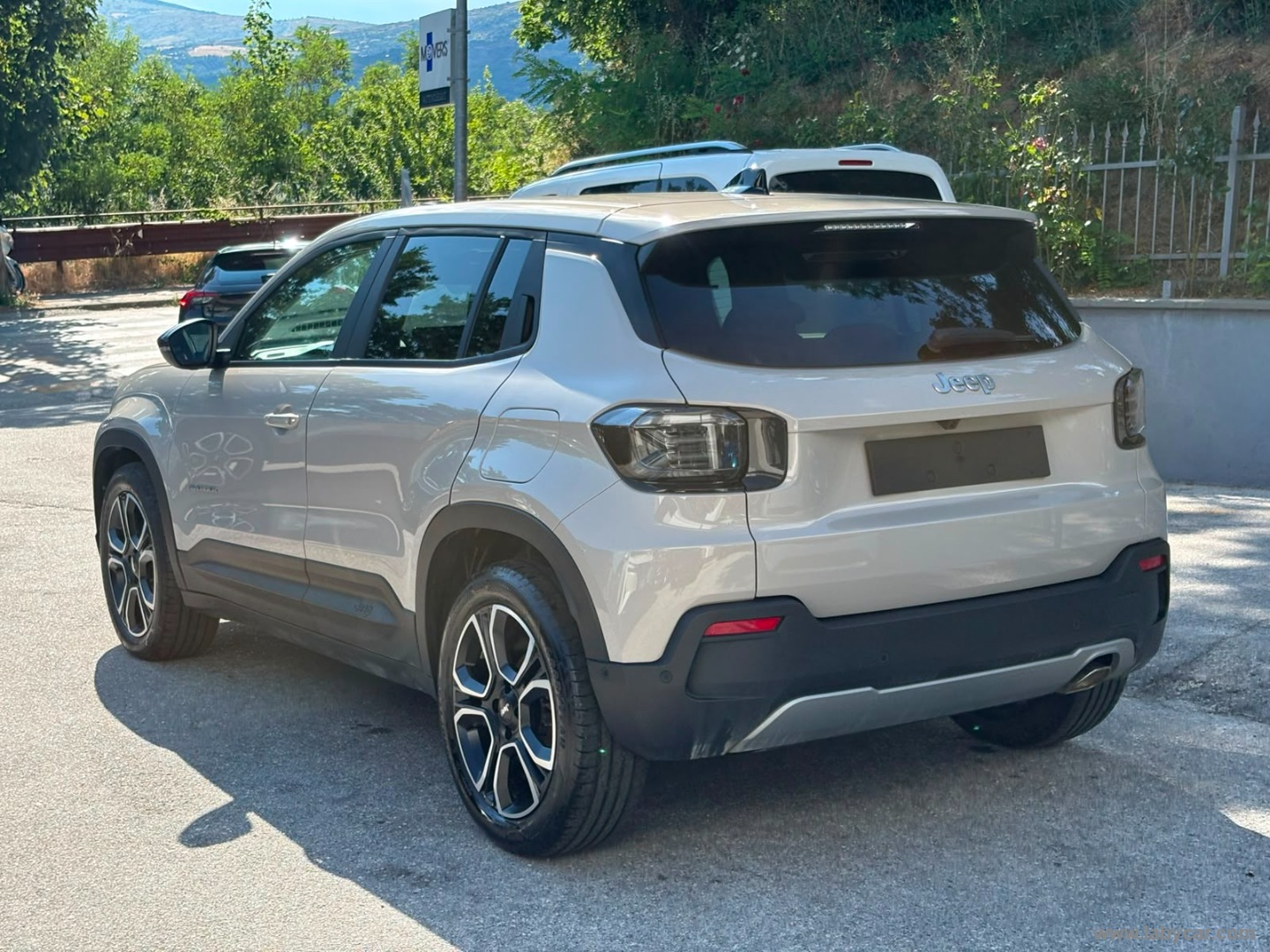 Jeep Avenger 1.2 Turbo Summit - Immagine 7