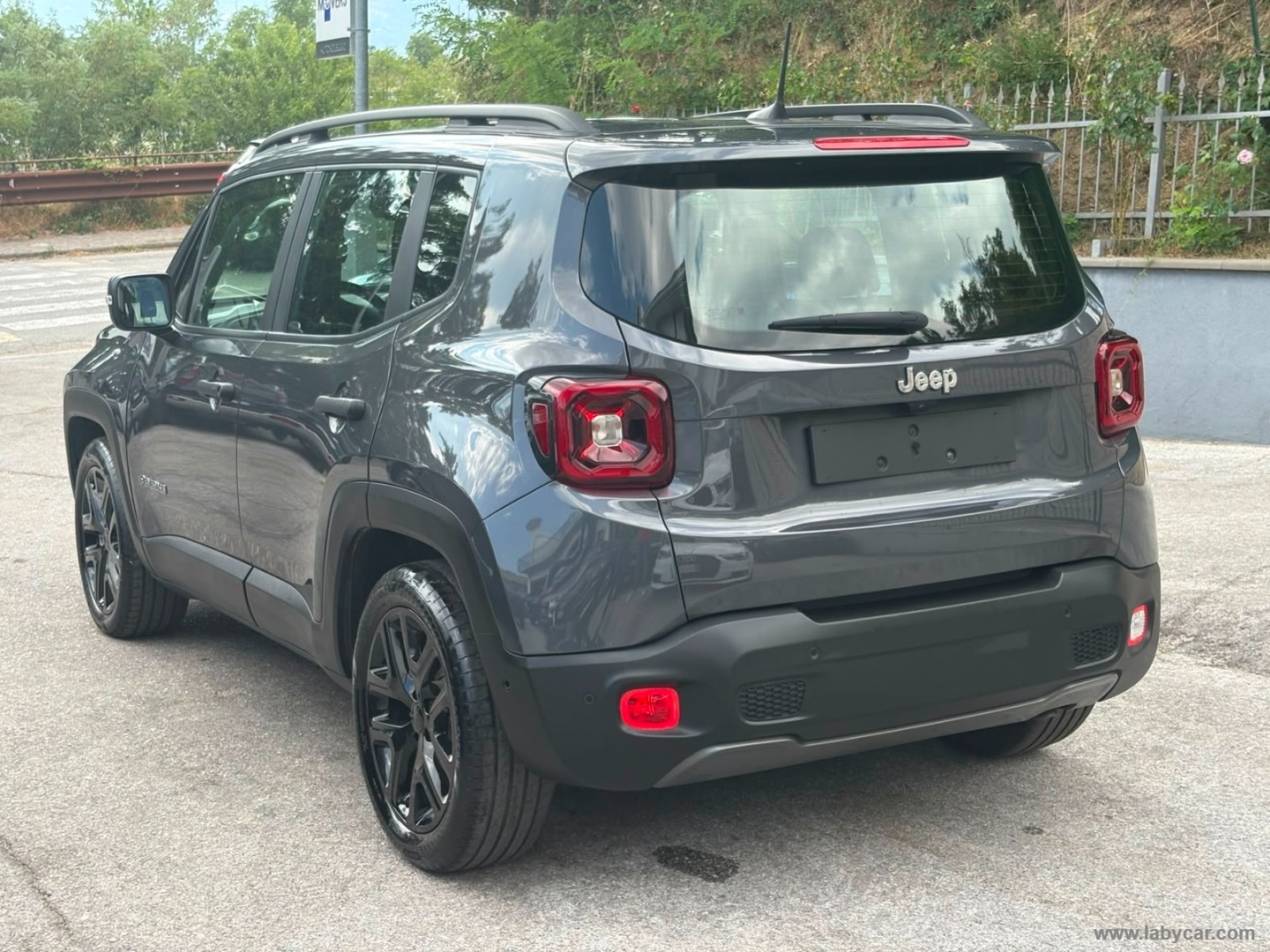 Jeep Renegade 1.5 T4 MHEV Summit - Immagine 7