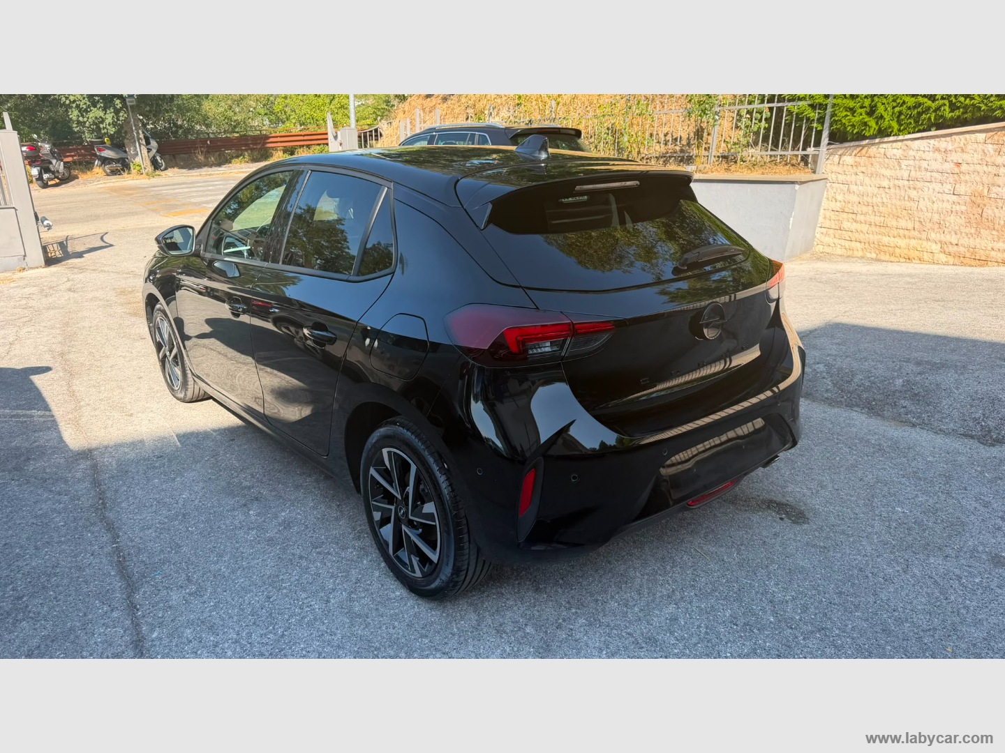 Opel Corsa 1.2 100 CV GS - Immagine 7