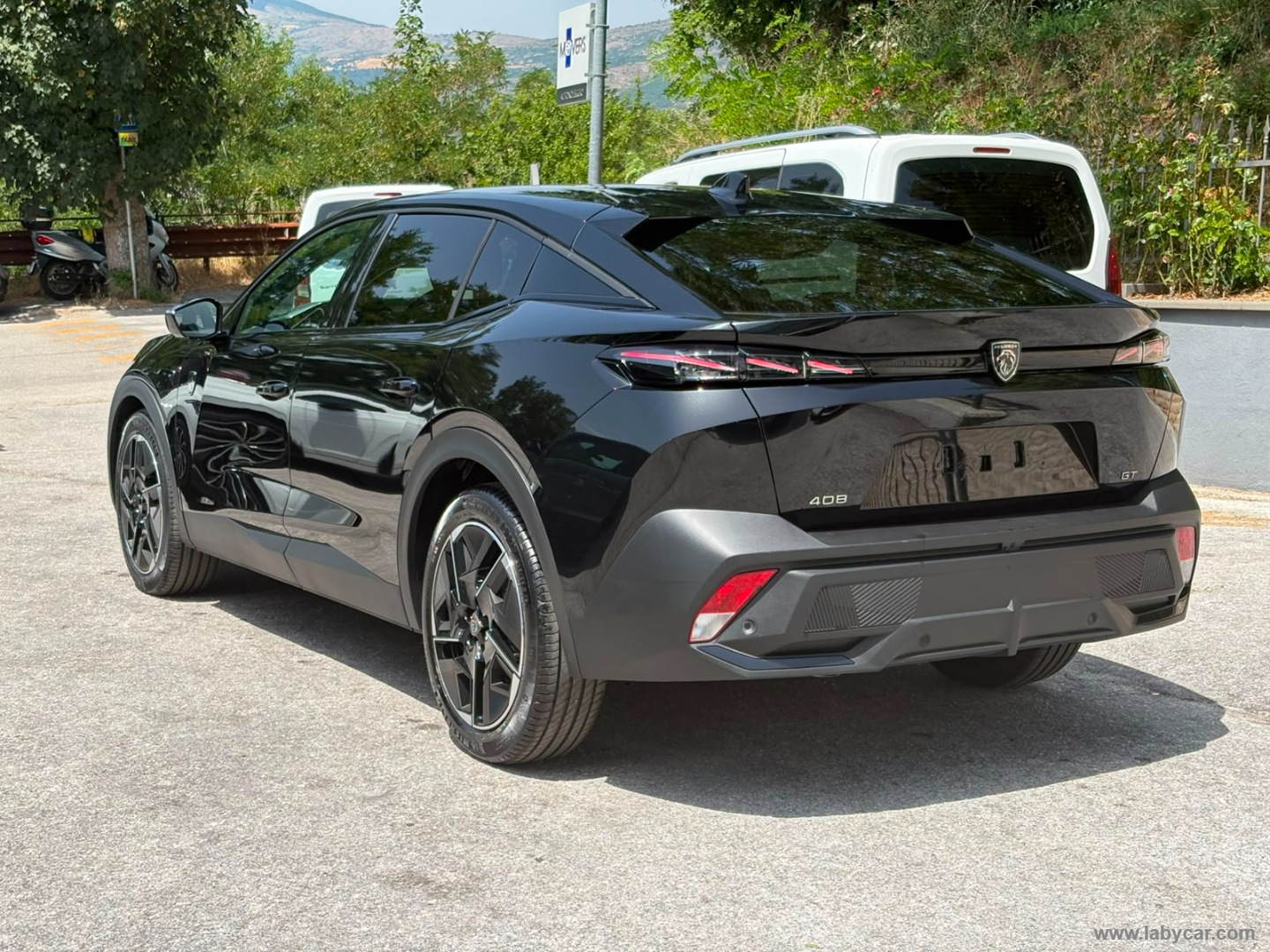 Peugeot 408 Hybrid 145 e-DCS6 GT - Immagine 7