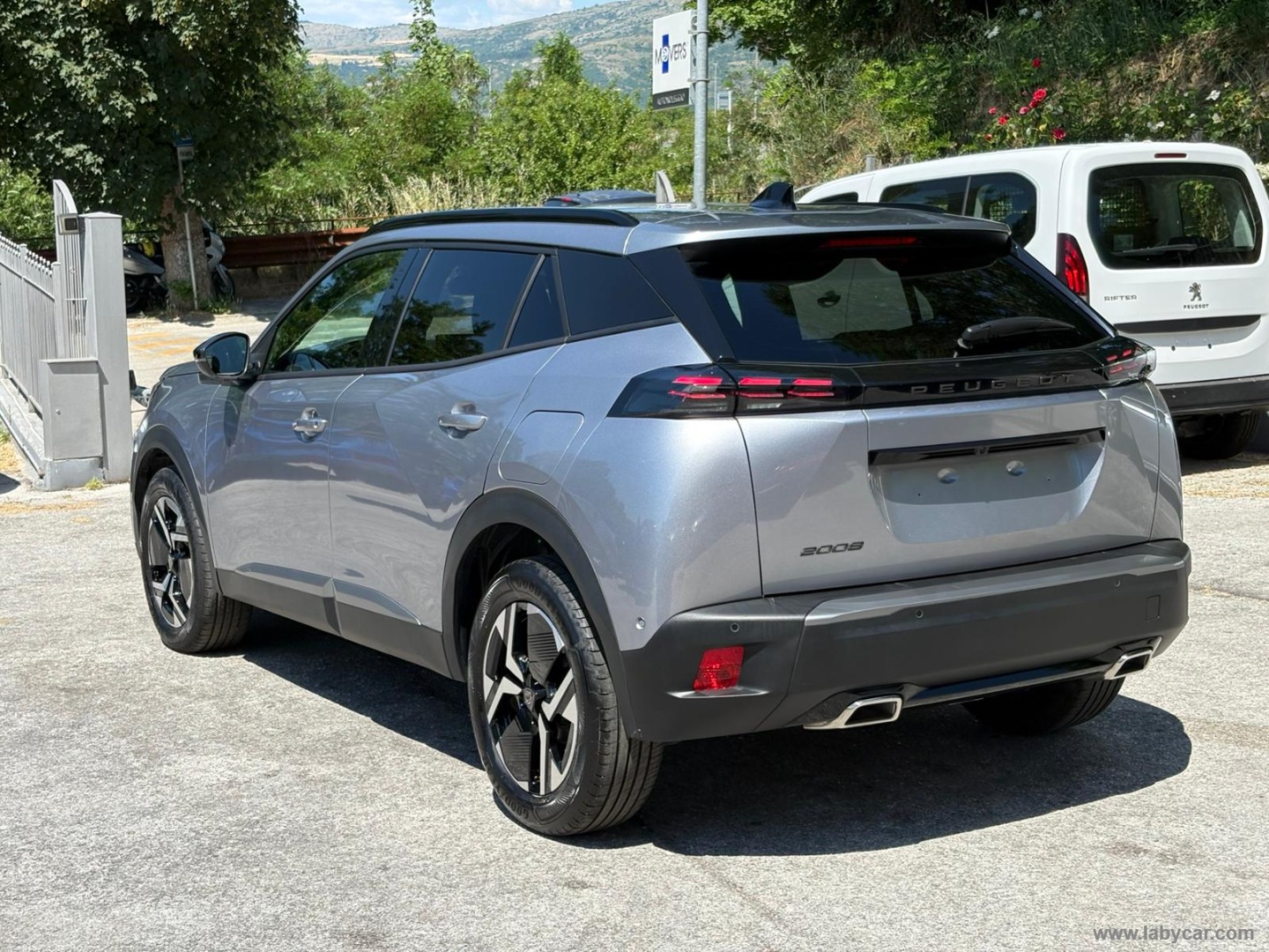 Peugeot 2008 PureTech 130 S&S EAT8 Allure - Immagine 7