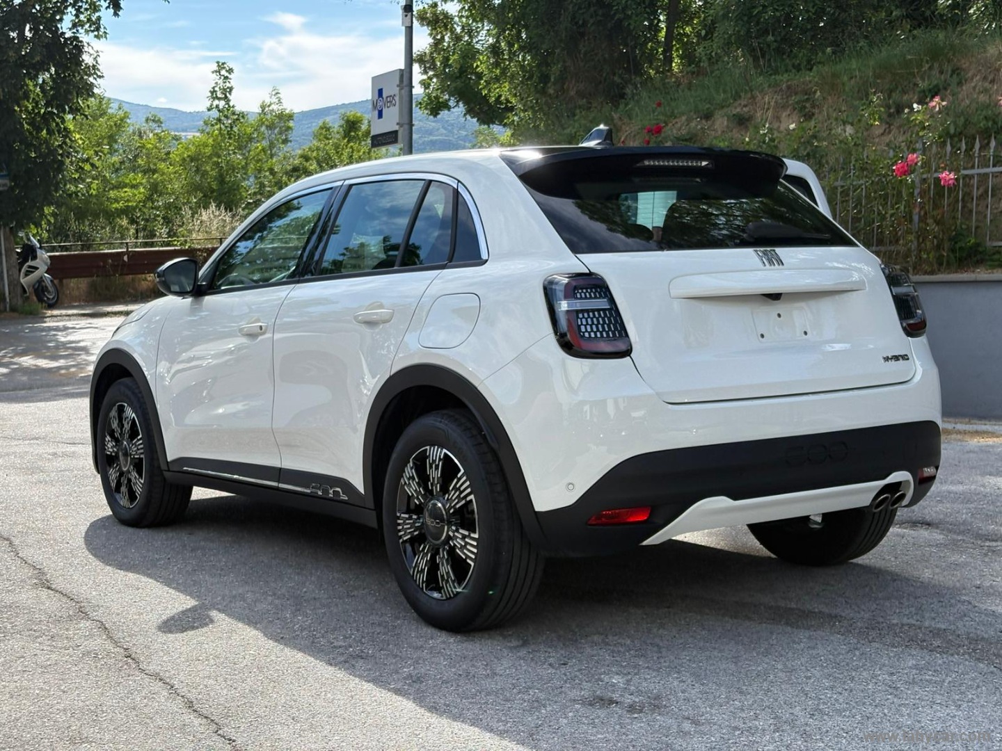 600 Hybrid 145 CV DCT MHEV Icon - immagine 7
