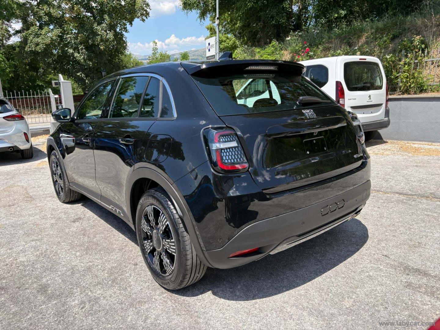 600 Hybrid 145 CV DCT MHEV Icon - immagine 7