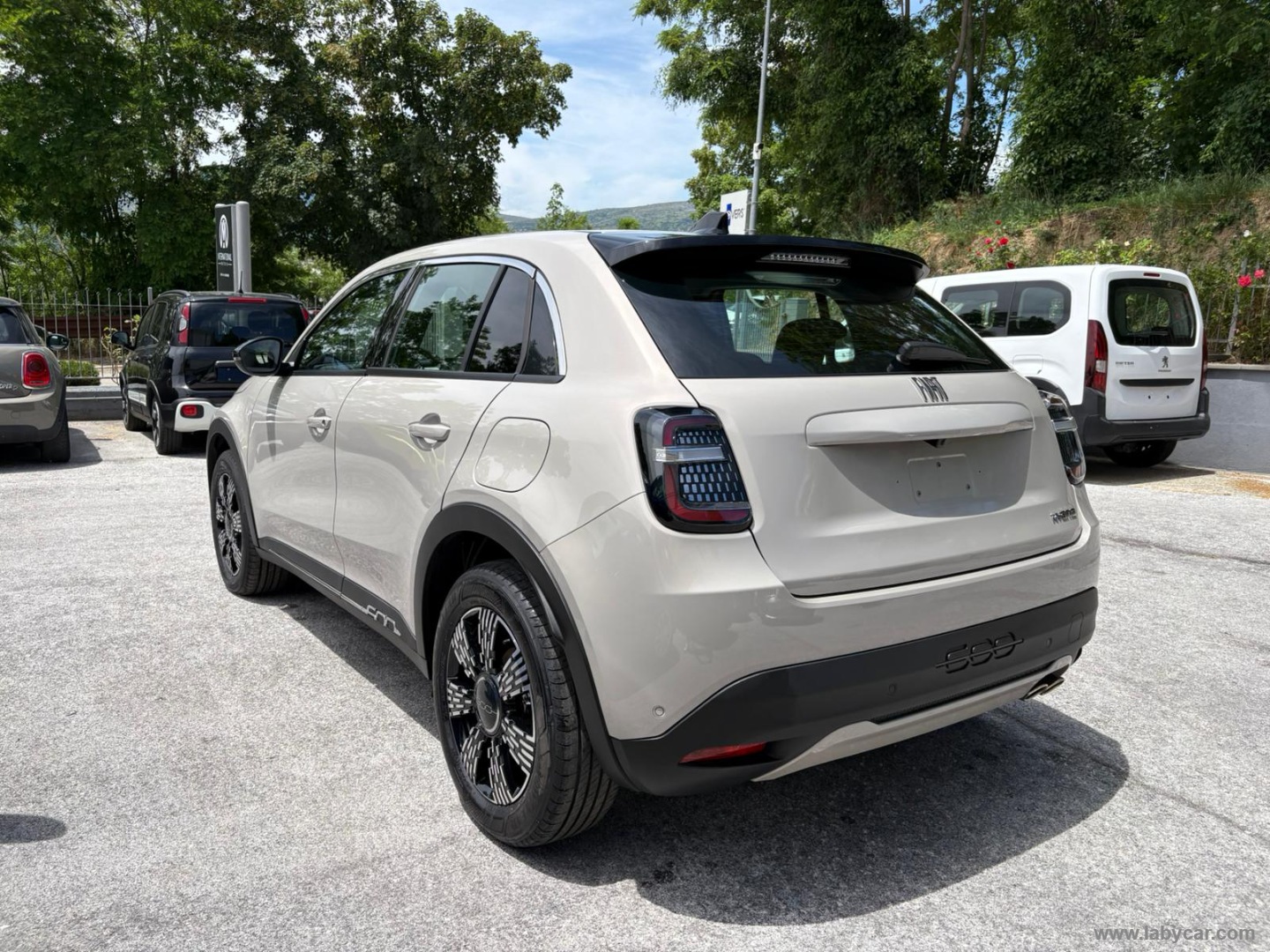 600 Hybrid 145 CV DCT MHEV Icon - immagine 7