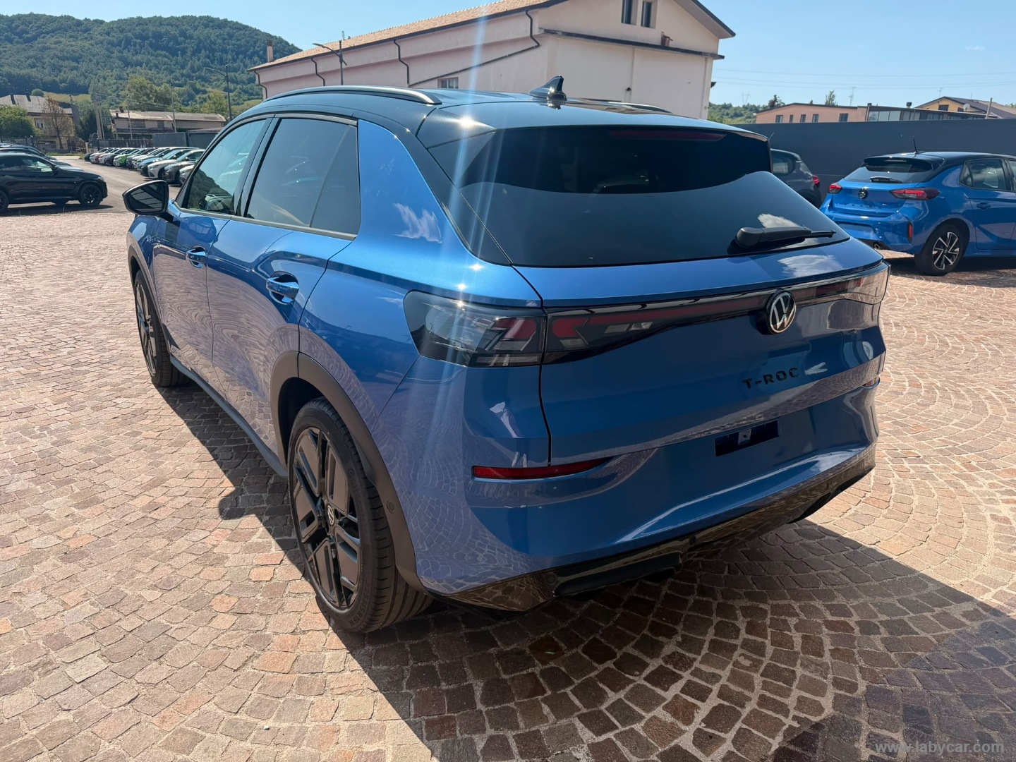 Volkswagen T-Roc 1.5 eTSI ACT 150 CV DSG R-Line - Immagine 7