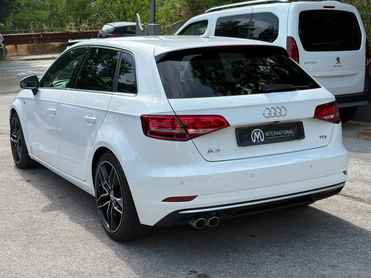 Audi A3 SPB 2.0 TDI Sport - Immagine 7
