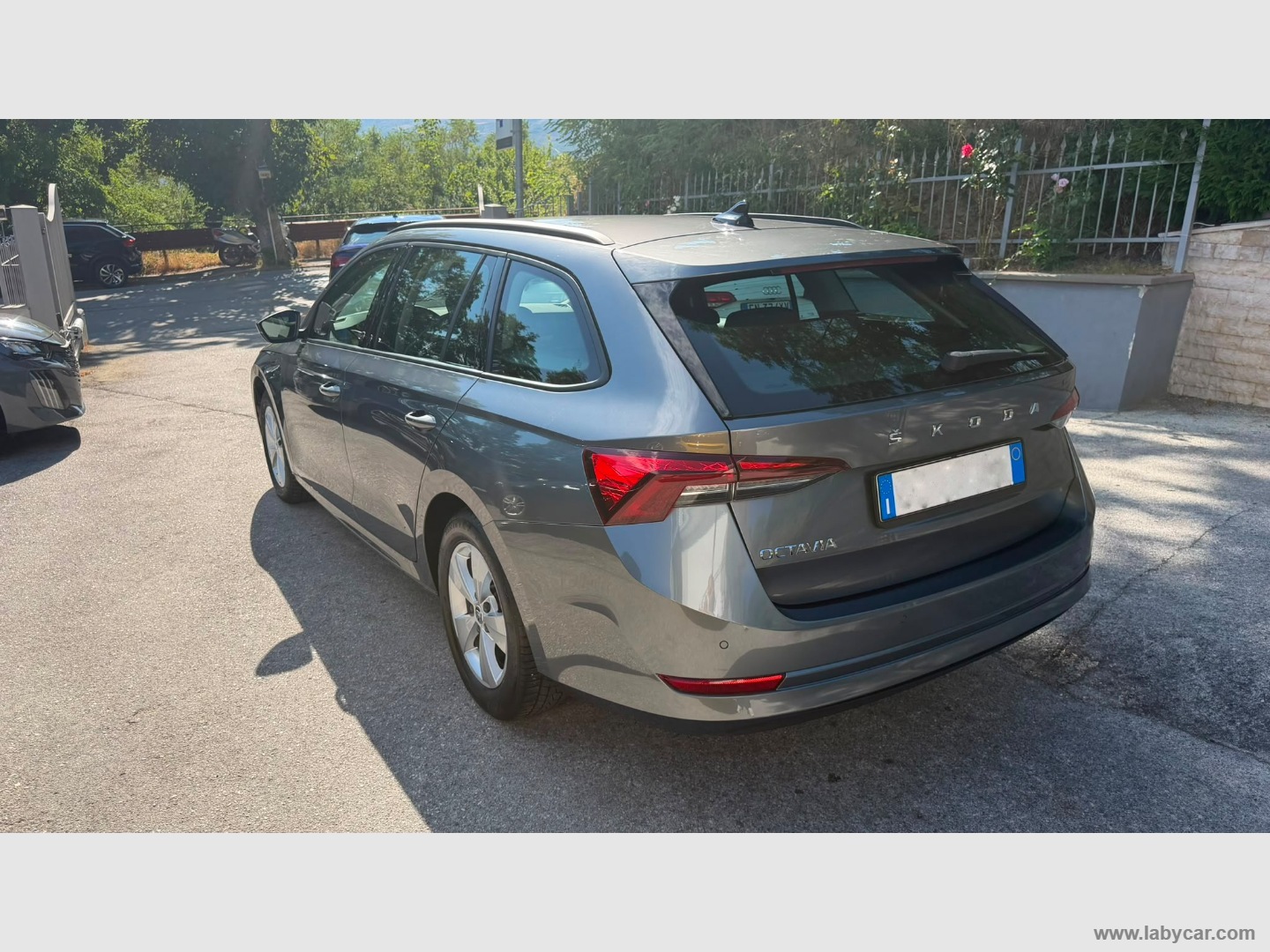 Skoda Octavia 2.0 TDI SCR 150CV DSG Wag. Style - Immagine 7