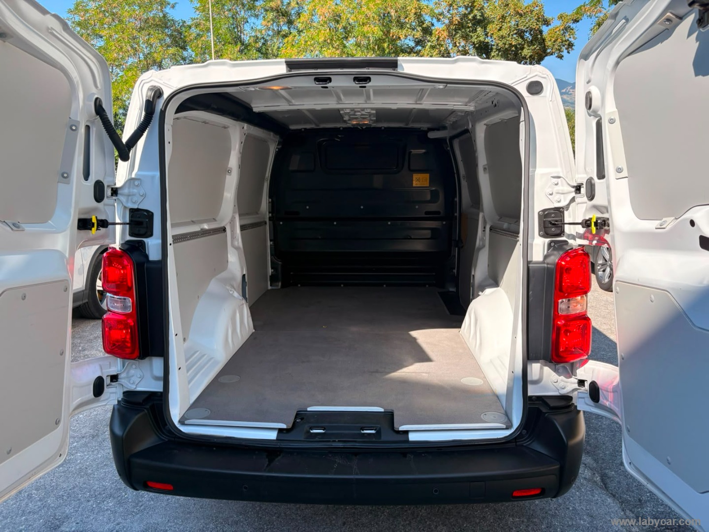 Fiat Scudo 2.0 BlueHDi 145 AT8 PL-TN Furg. - Immagine 7