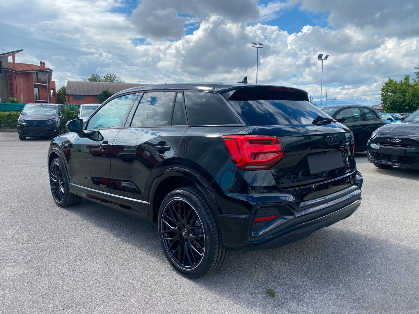 Audi Q2 35 TDI S tronic Identity Black - Immagine 7
