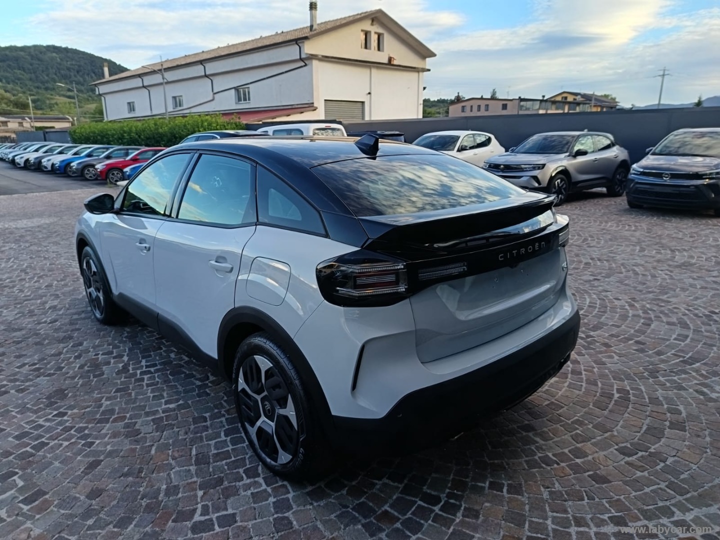 Citroën C4 Hybrid 145 e-DCS6 Plus - Immagine 7