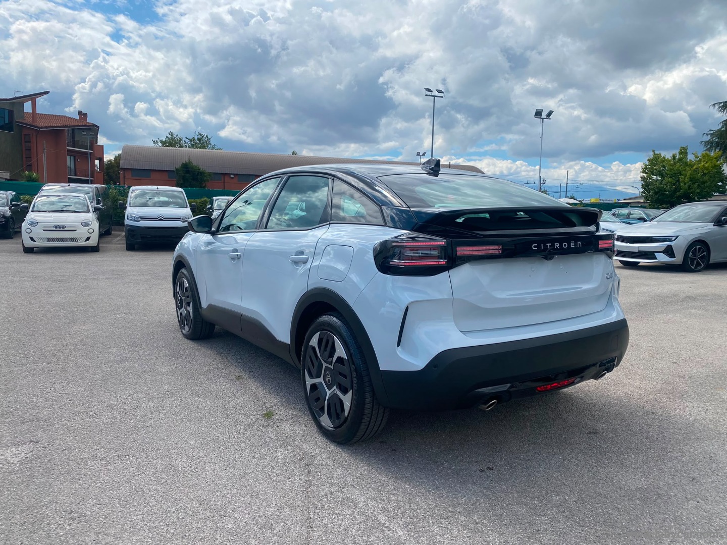 Citroën C4 Hybrid 145 e-DCS6 Plus - Immagine 7