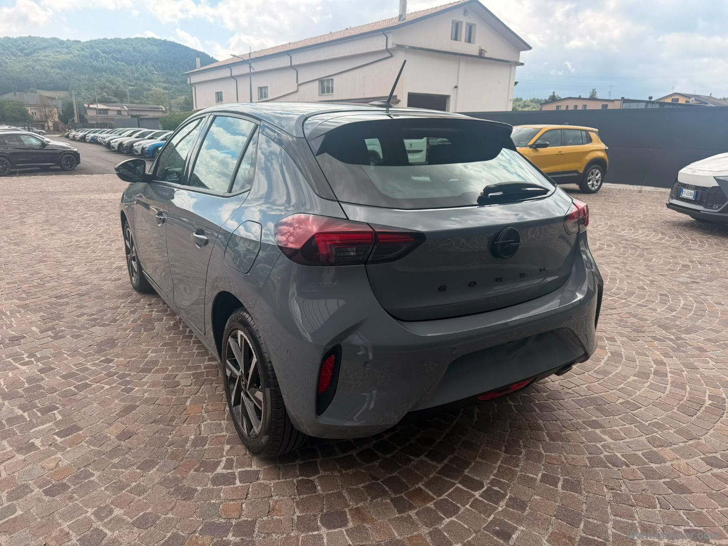 Opel Corsa 1.2 100 CV GS - Immagine 7