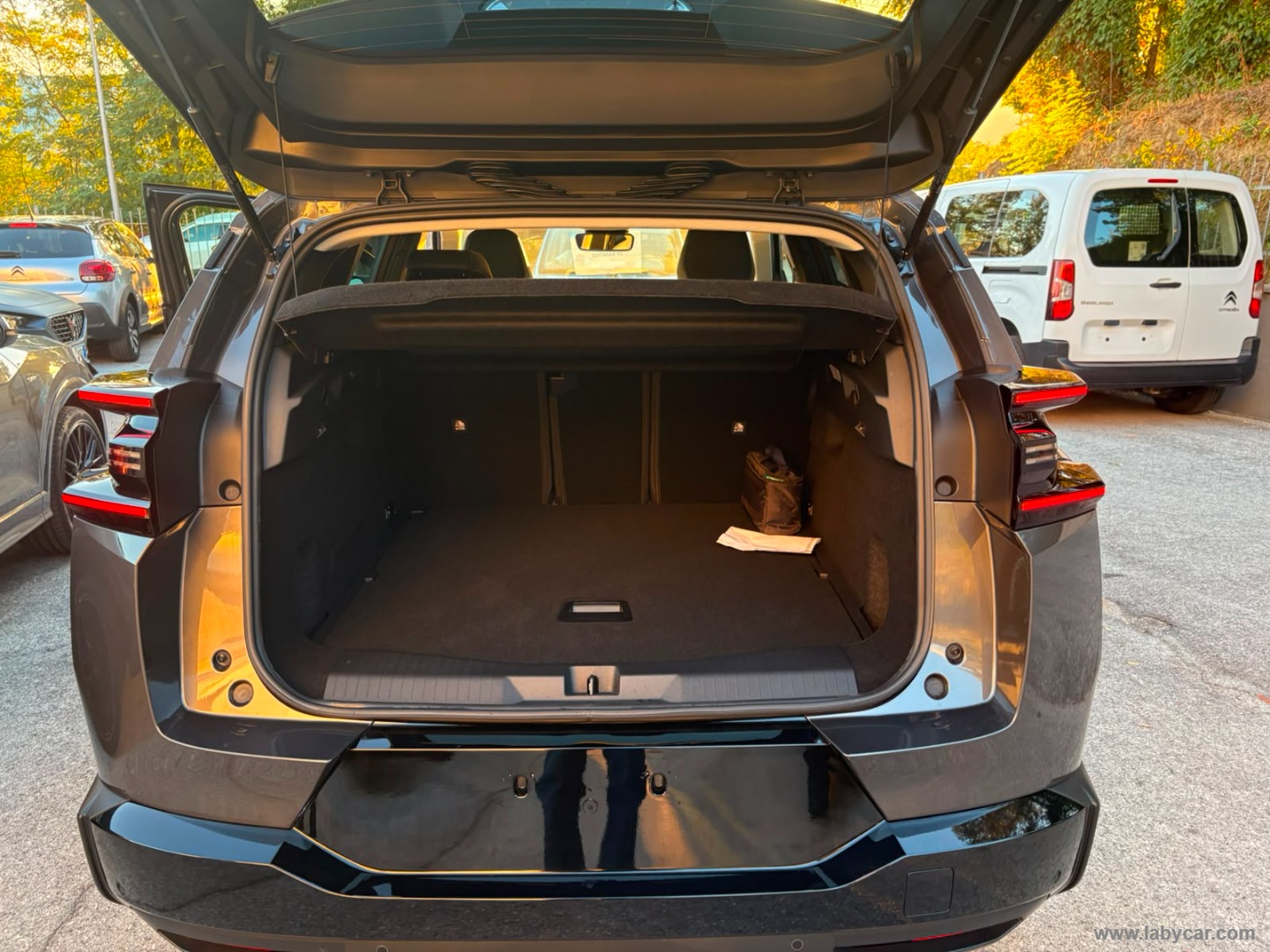 Citroën C5 Aircross Hybrid 145 e-DCS6 Plus - Immagine 7