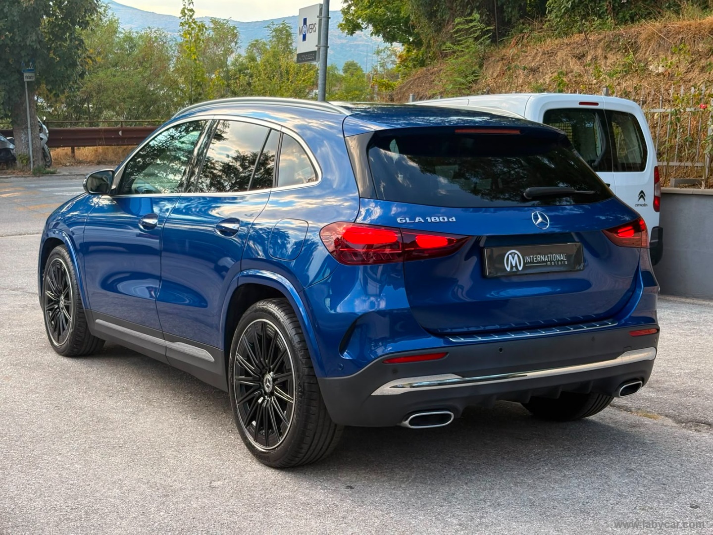 Mercedes-Benz Classe GLA GLA 180 d Automatic AMG Line Adv.Plus - Immagine 7