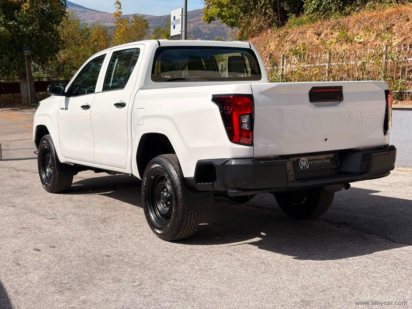 Toyota Hilux 2.8 D-4D 48V A/T 4WD DC Hilux - Immagine 7
