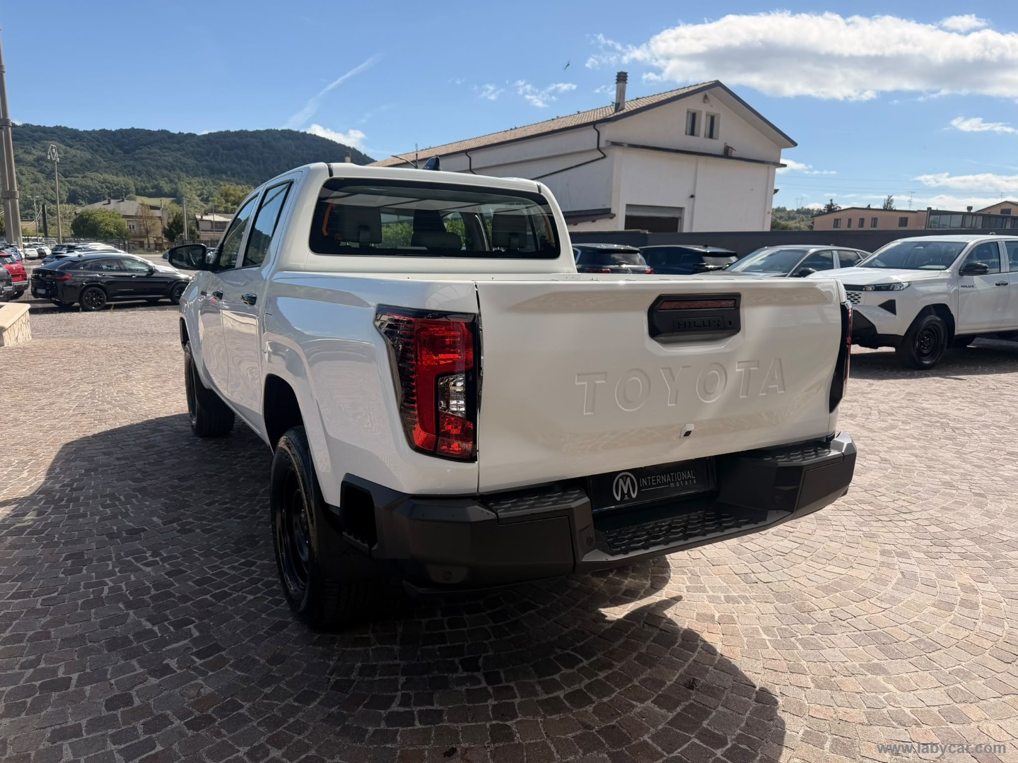 Toyota Hilux 2.8 D-4D 48V A/T 4WD DC Hilux - Immagine 7