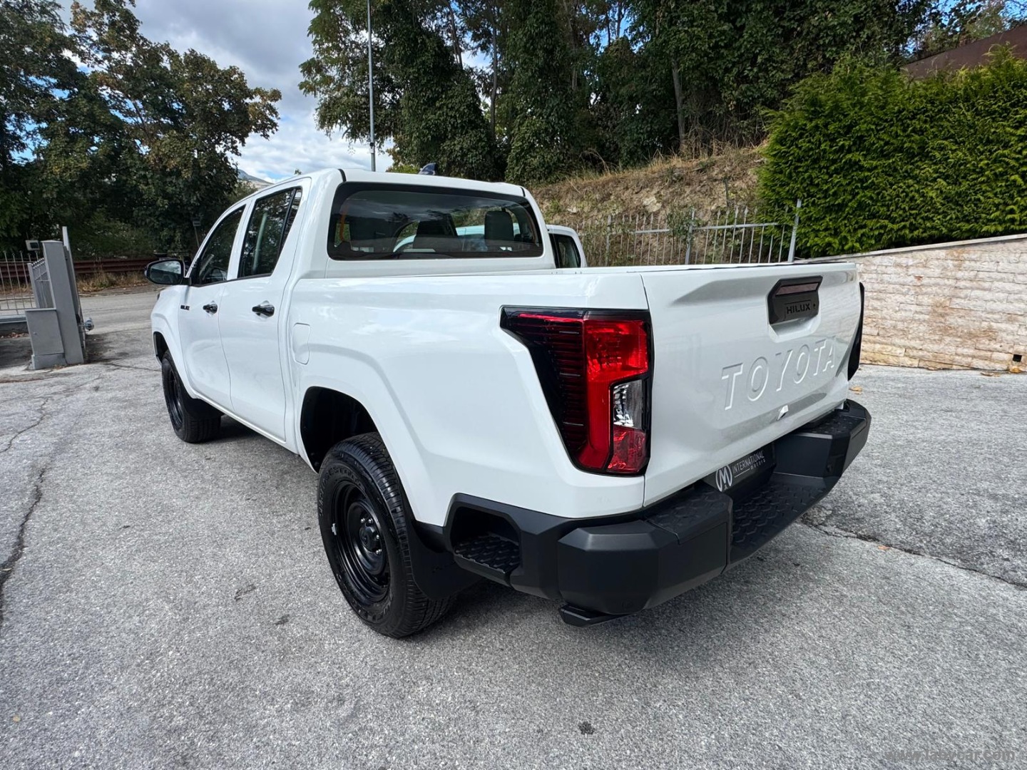 Toyota Hilux 2.8 D-4D 48V A/T 4WD DC Hilux - Immagine 7