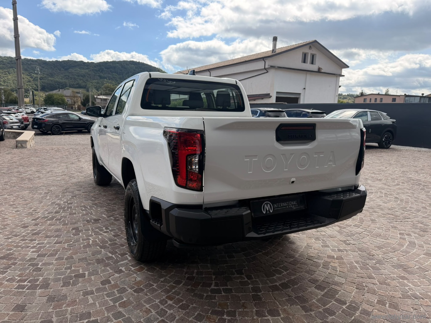 Toyota Hilux 2.8 D-4D 48V A/T 4WD DC Hilux - Immagine 7