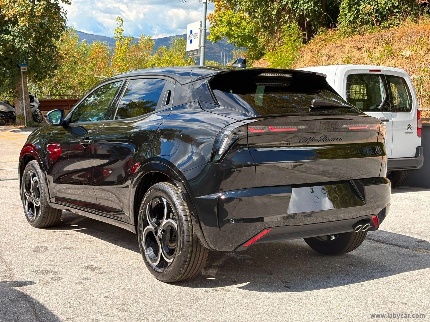 Alfa Romeo Junior 1.2 145 CV Hybrid eDCT6 Ti - Immagine 7