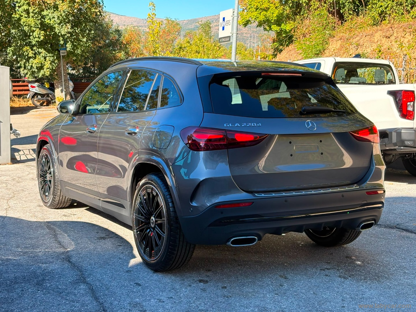 Mercedes-Benz Classe GLA 200 d Automatic AMG Line Extra - Immagine 7