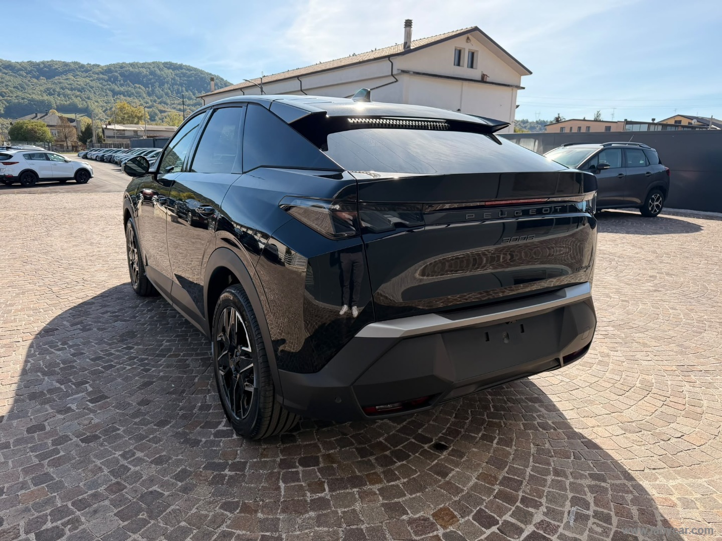 Peugeot 3008 Hybrid 145 e-DCS6 GT - Immagine 7