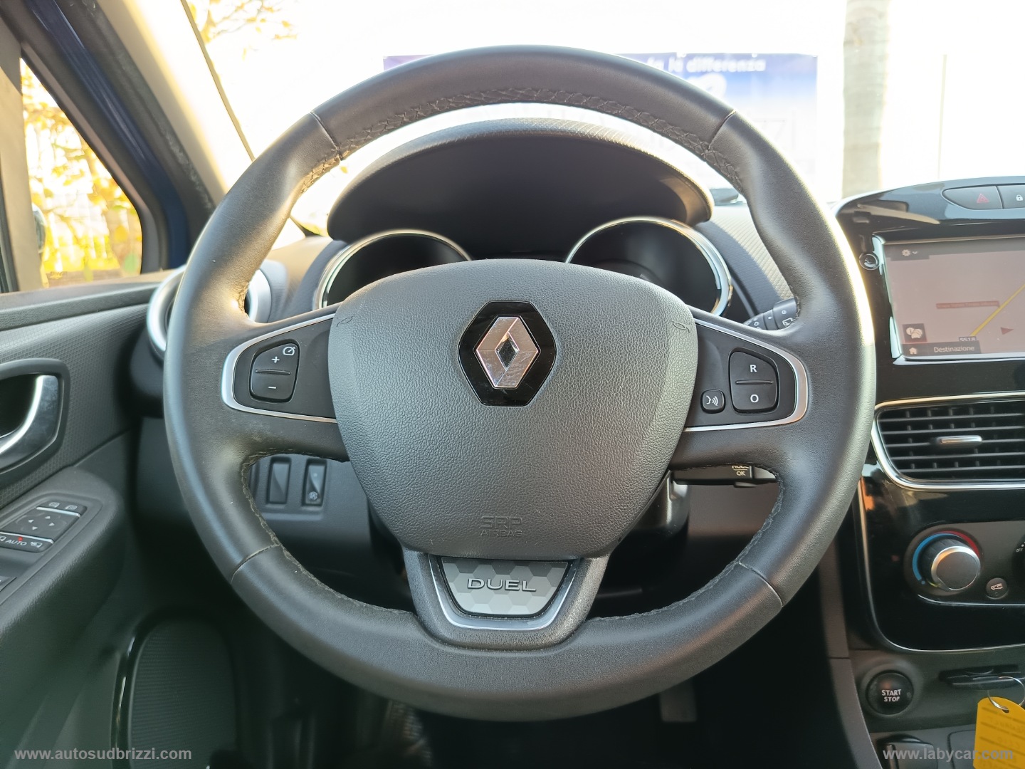 Clio TCe 12V 90 CV S&S 5p. Energy Duel - immagine 7