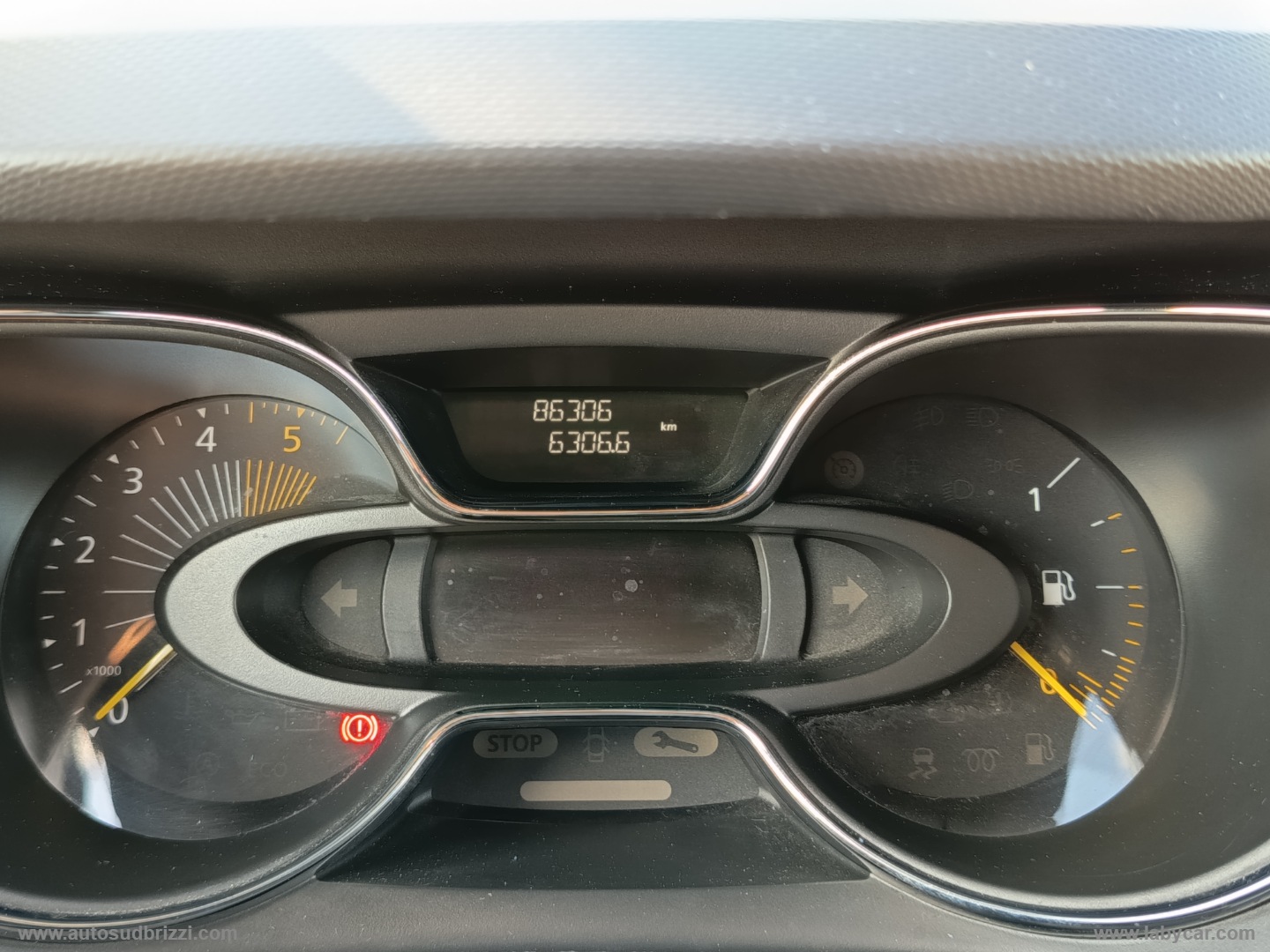 Captur 1.5 dCi 8V 90 CV S&S Live NAVI - immagine 7